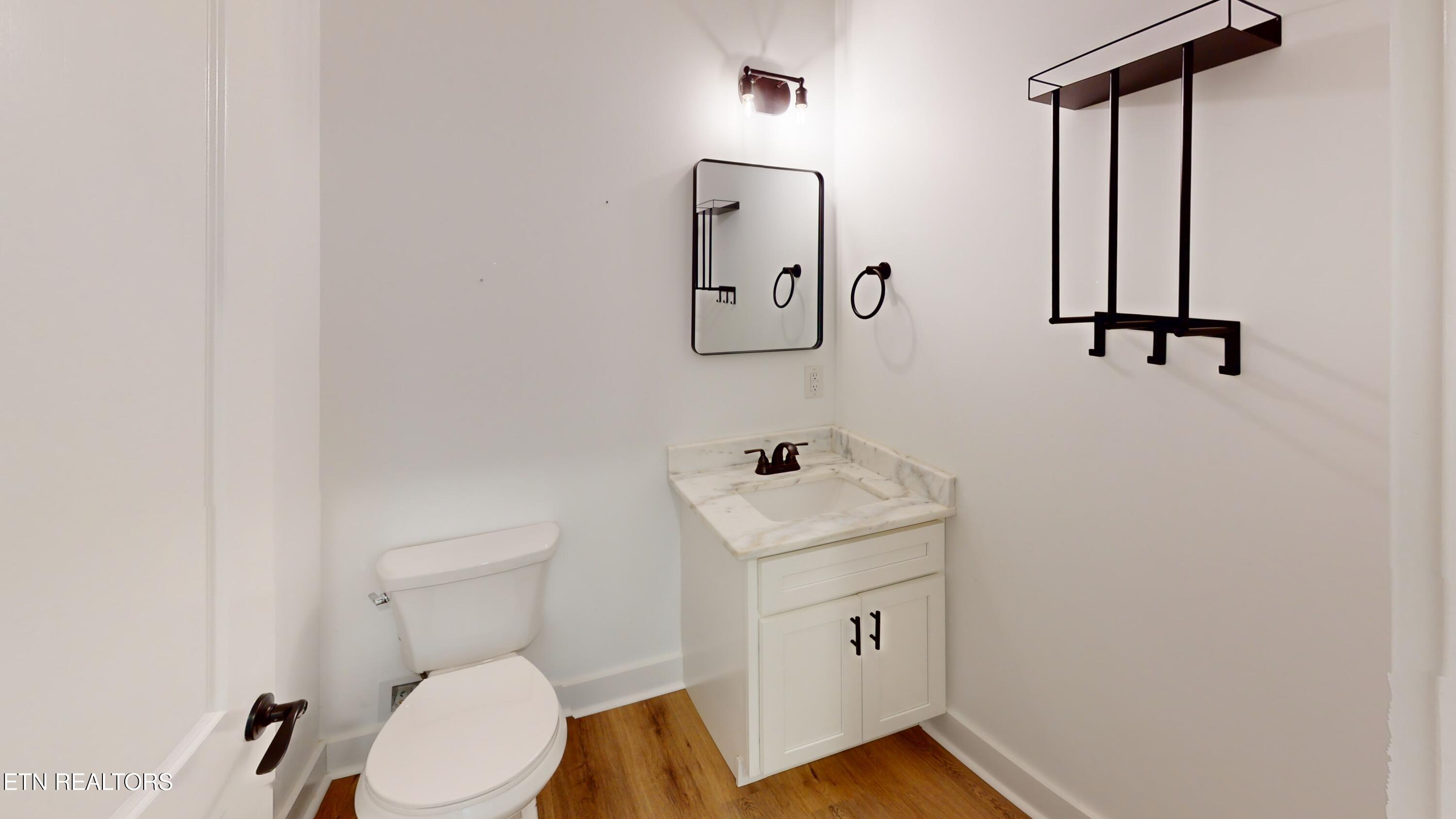 325 Henderson Road Evensville TN 37332