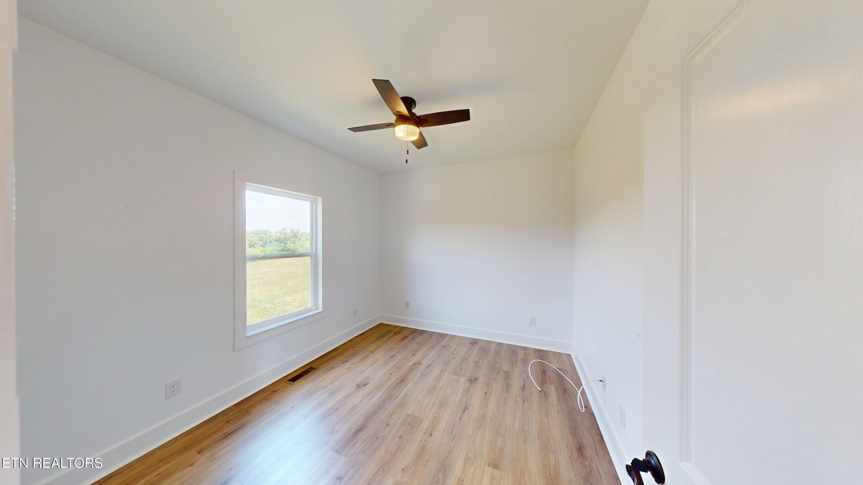 325 Henderson Road Evensville TN 37332