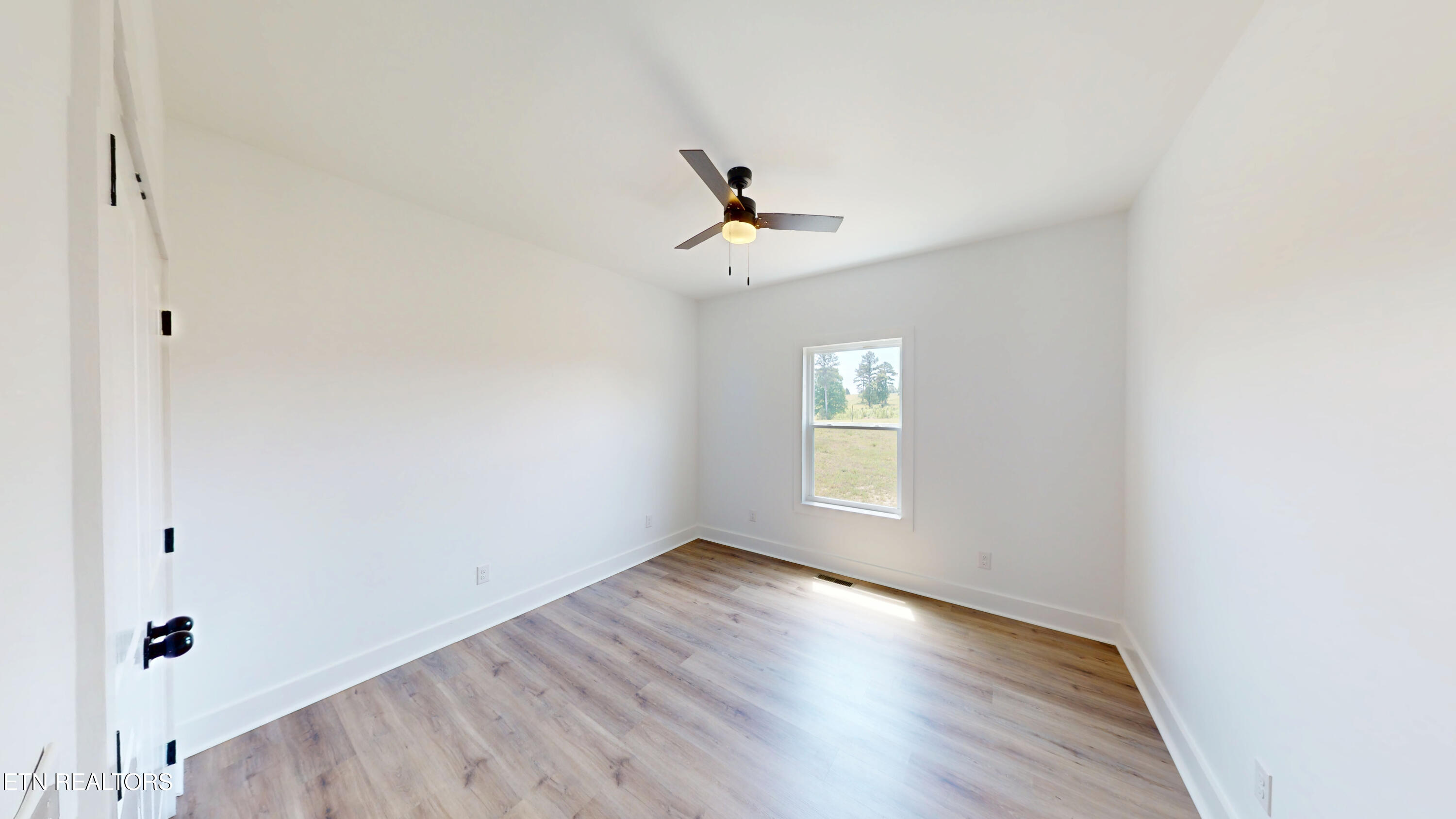 325 Henderson Road Evensville TN 37332
