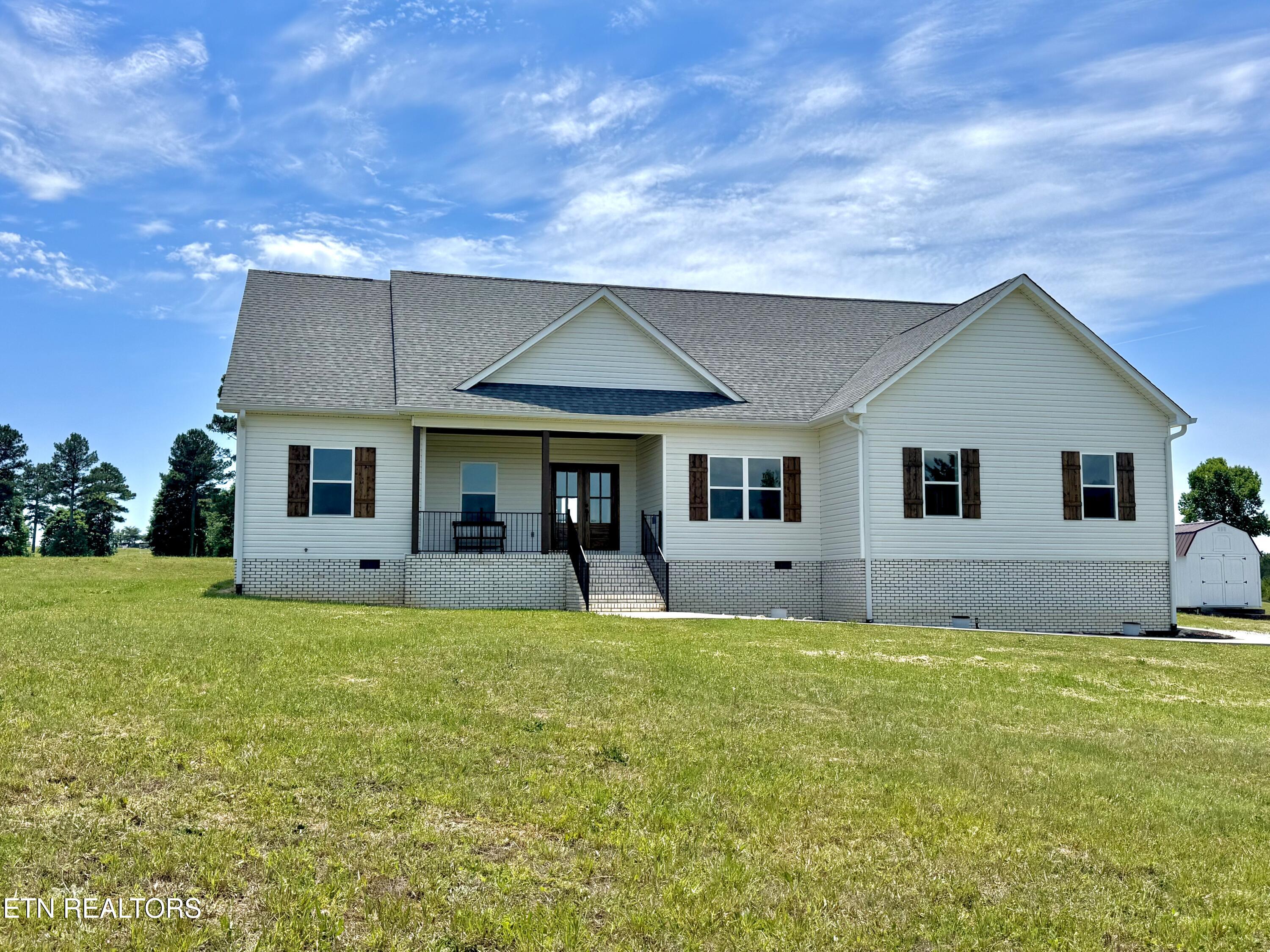 325 Henderson Road Evensville TN 37332