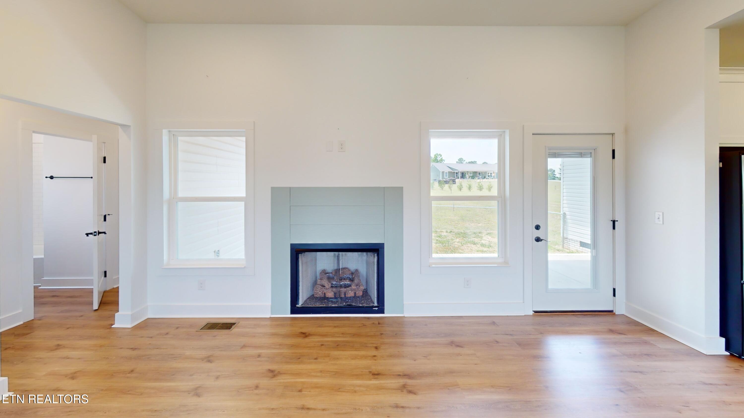 325 Henderson Road Evensville TN 37332
