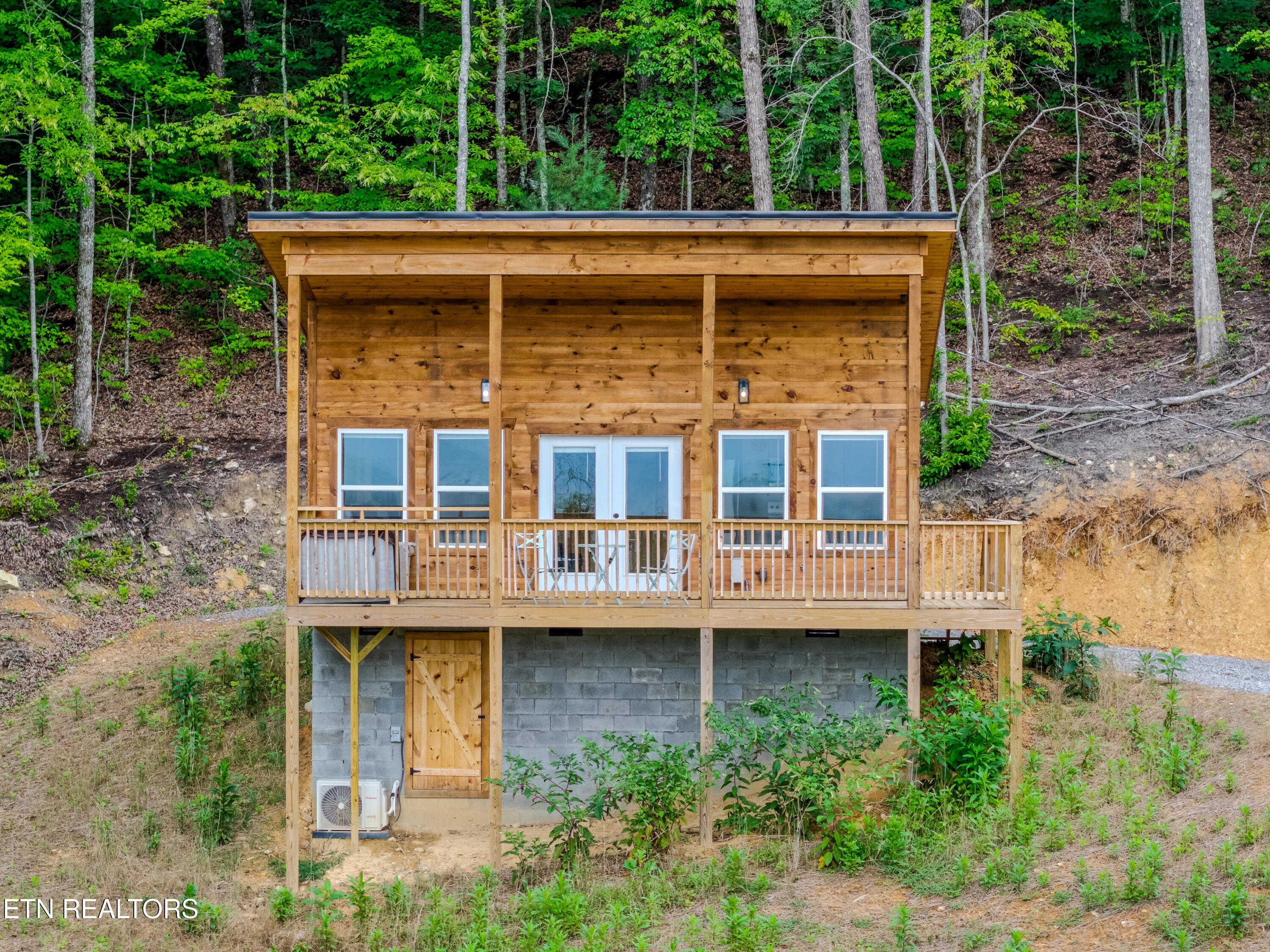2122/2128 Bluff Mountain Road Sevierville TN 37876