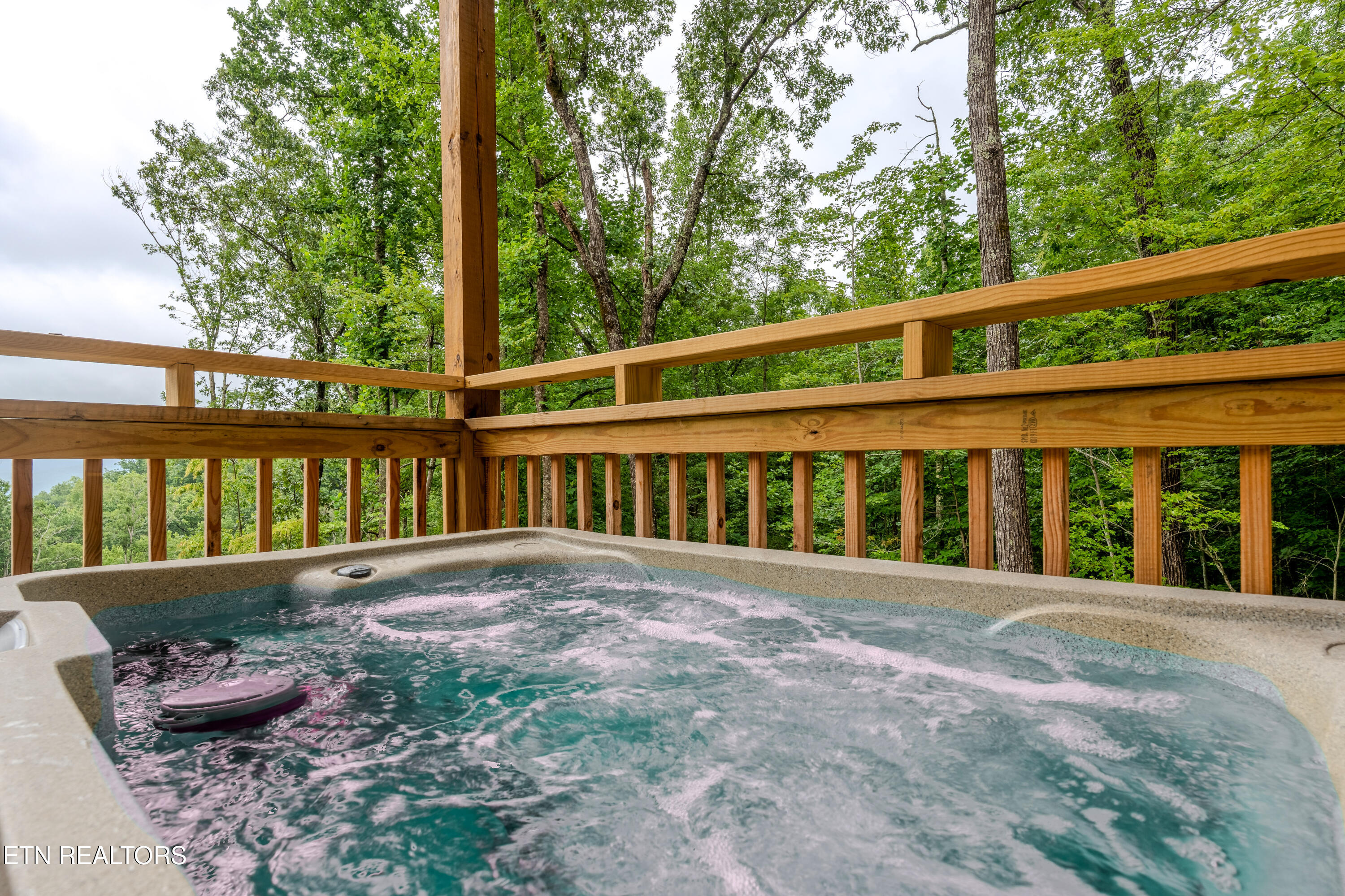2122/2128 Bluff Mountain Road Sevierville TN 37876