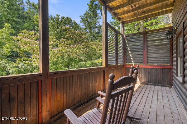 620 Chickasaw Gap Way Pigeon Forge TN 37863