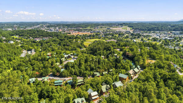 620 Chickasaw Gap Way Pigeon Forge TN 37863
