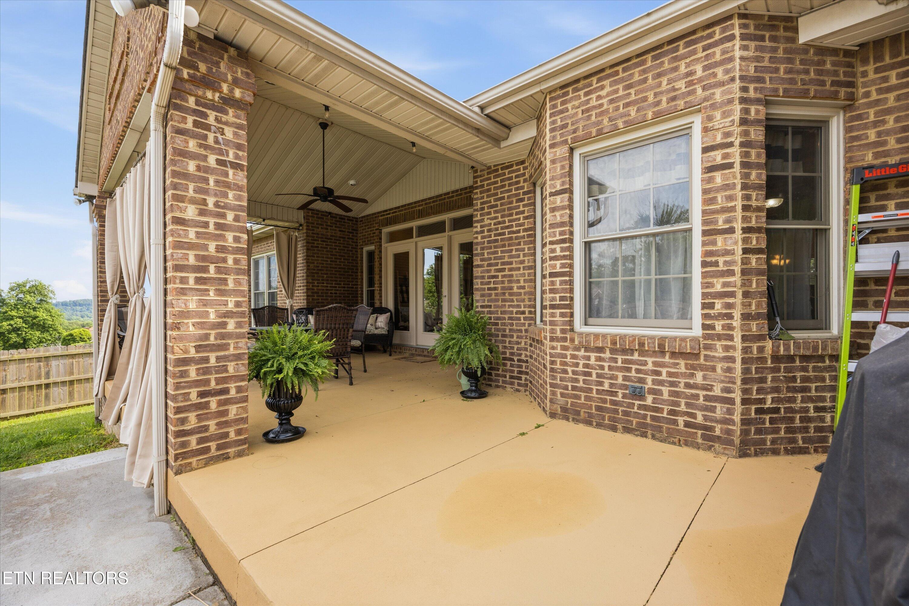 8131 Leclay Drive Knoxville TN 37938