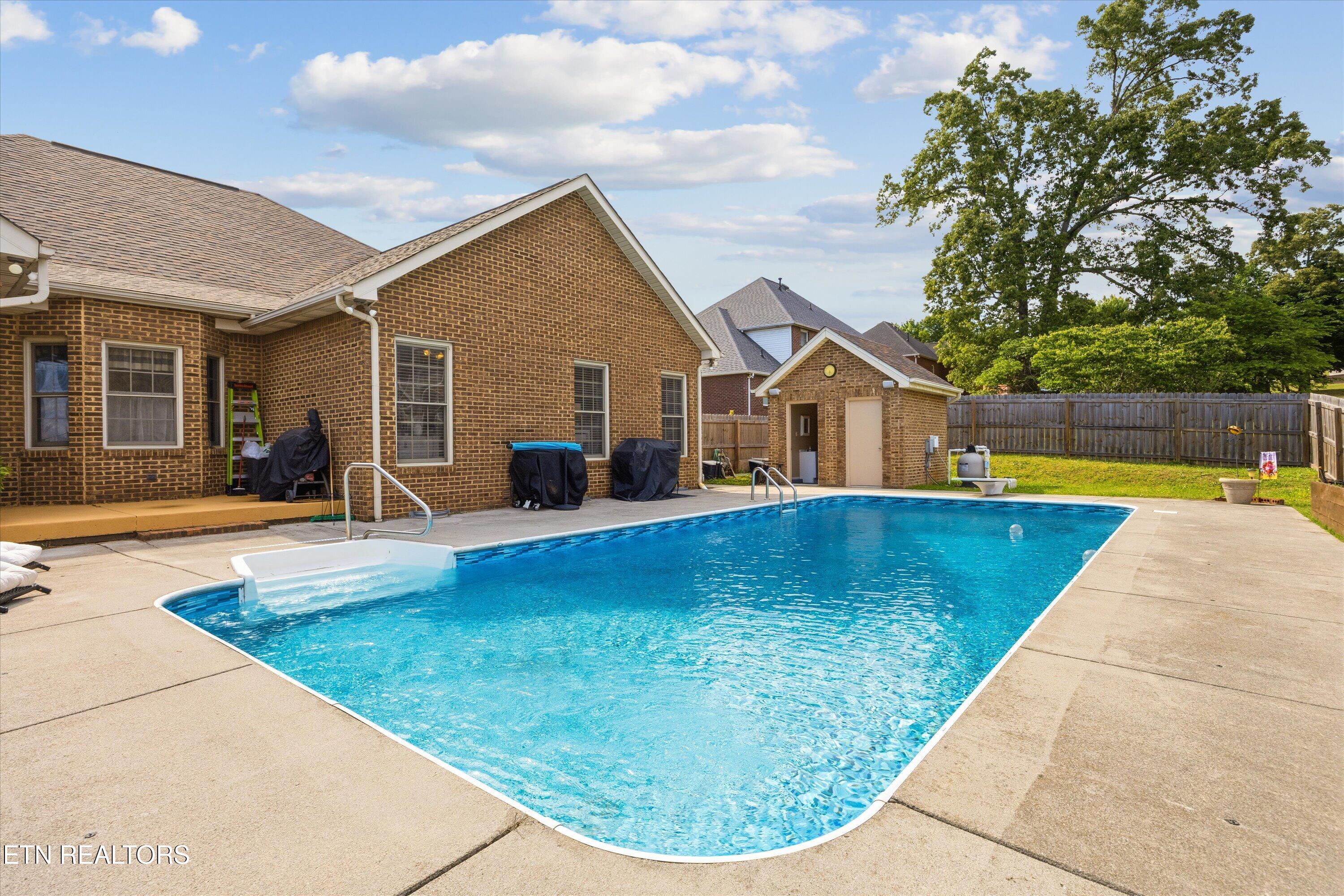 8131 Leclay Drive Knoxville TN 37938
