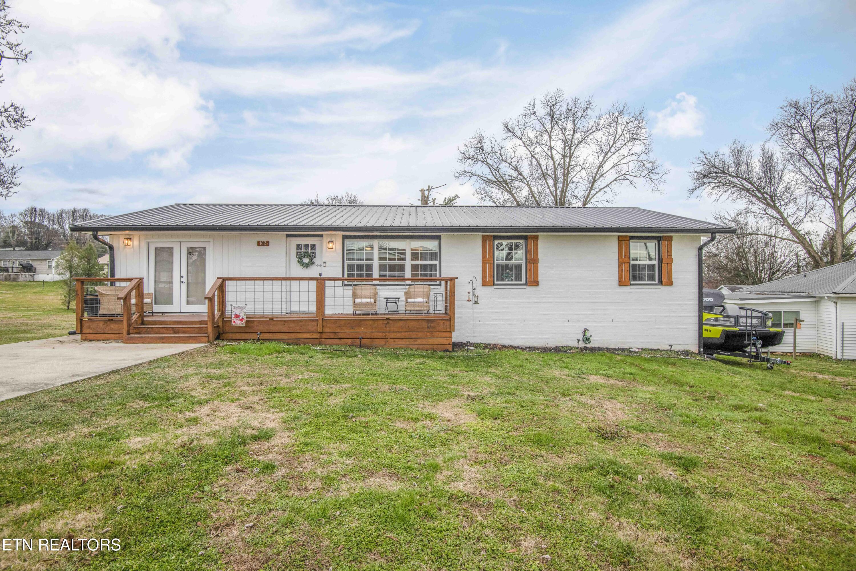 102 Hickory Lane Sweetwater TN 37874