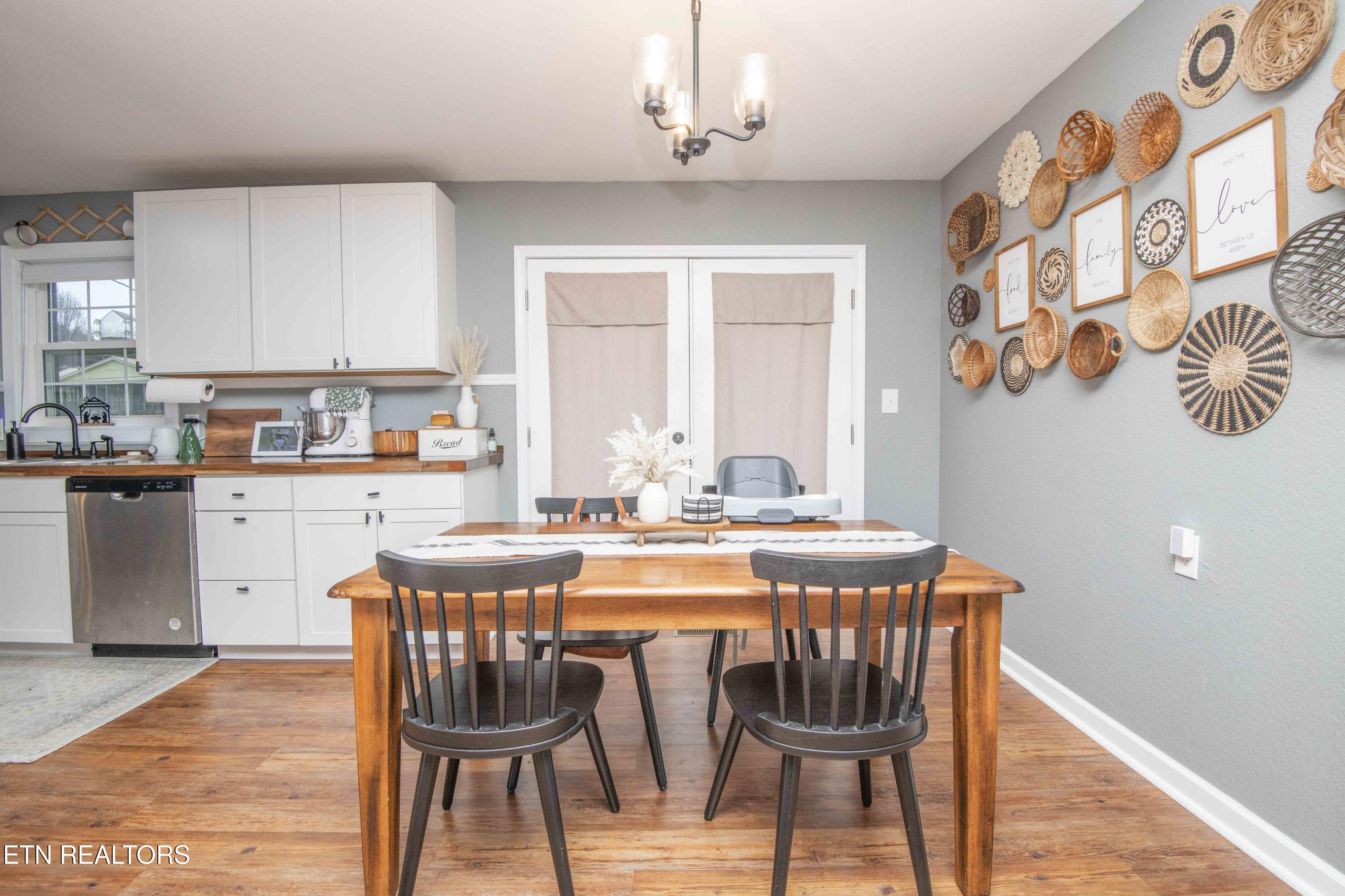 102 Hickory Lane Sweetwater TN 37874