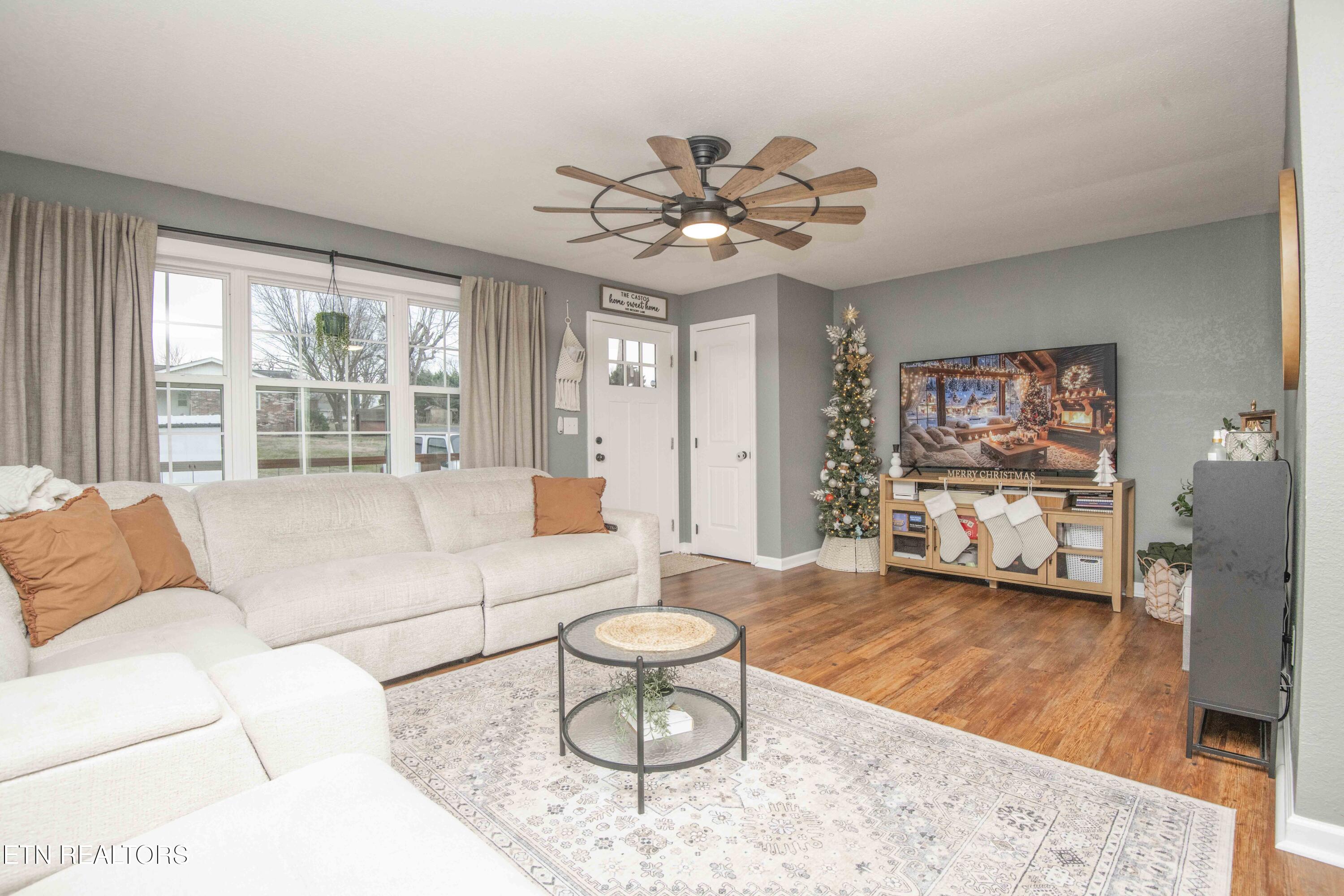 102 Hickory Lane Sweetwater TN 37874