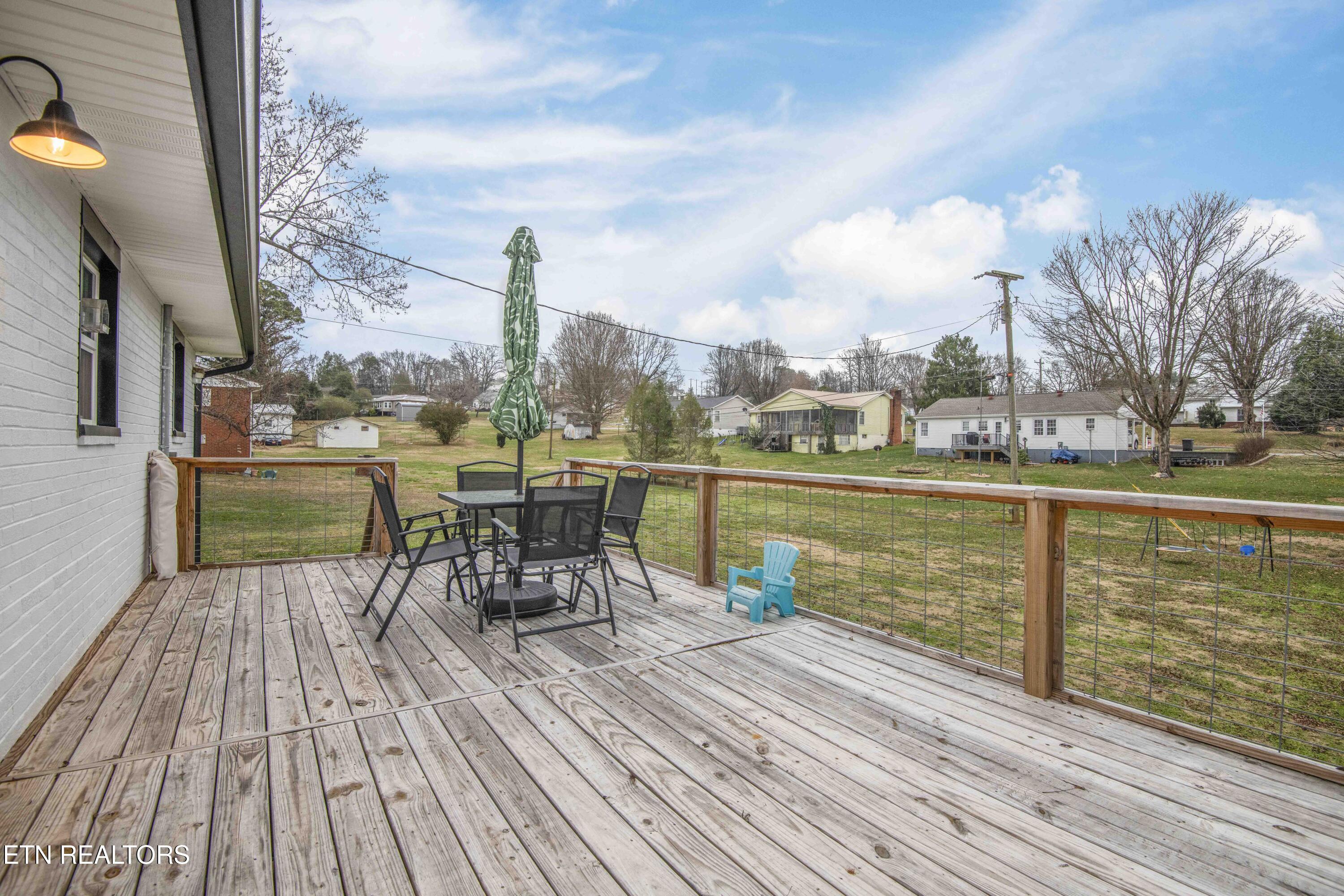 102 Hickory Lane Sweetwater TN 37874