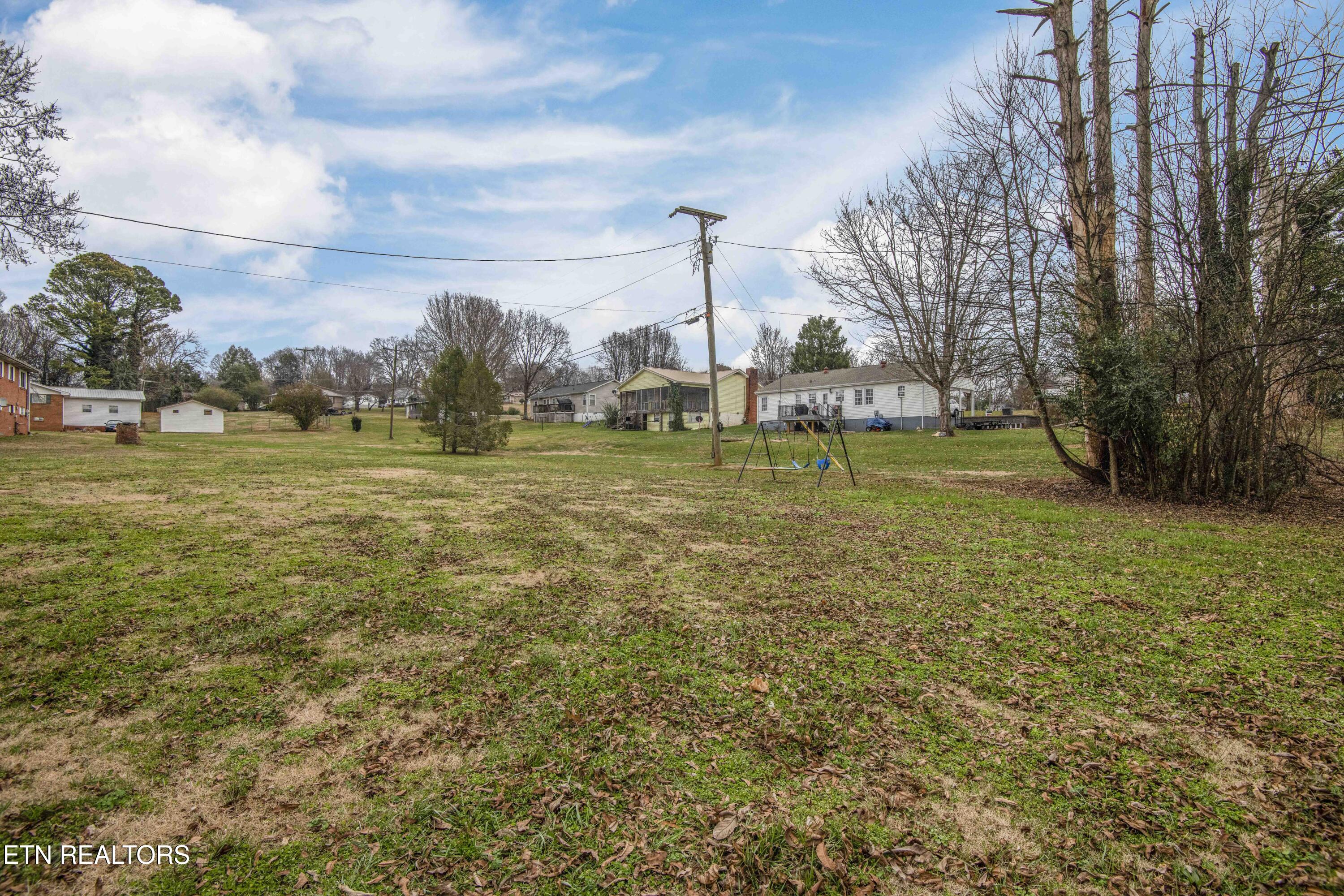 102 Hickory Lane Sweetwater TN 37874