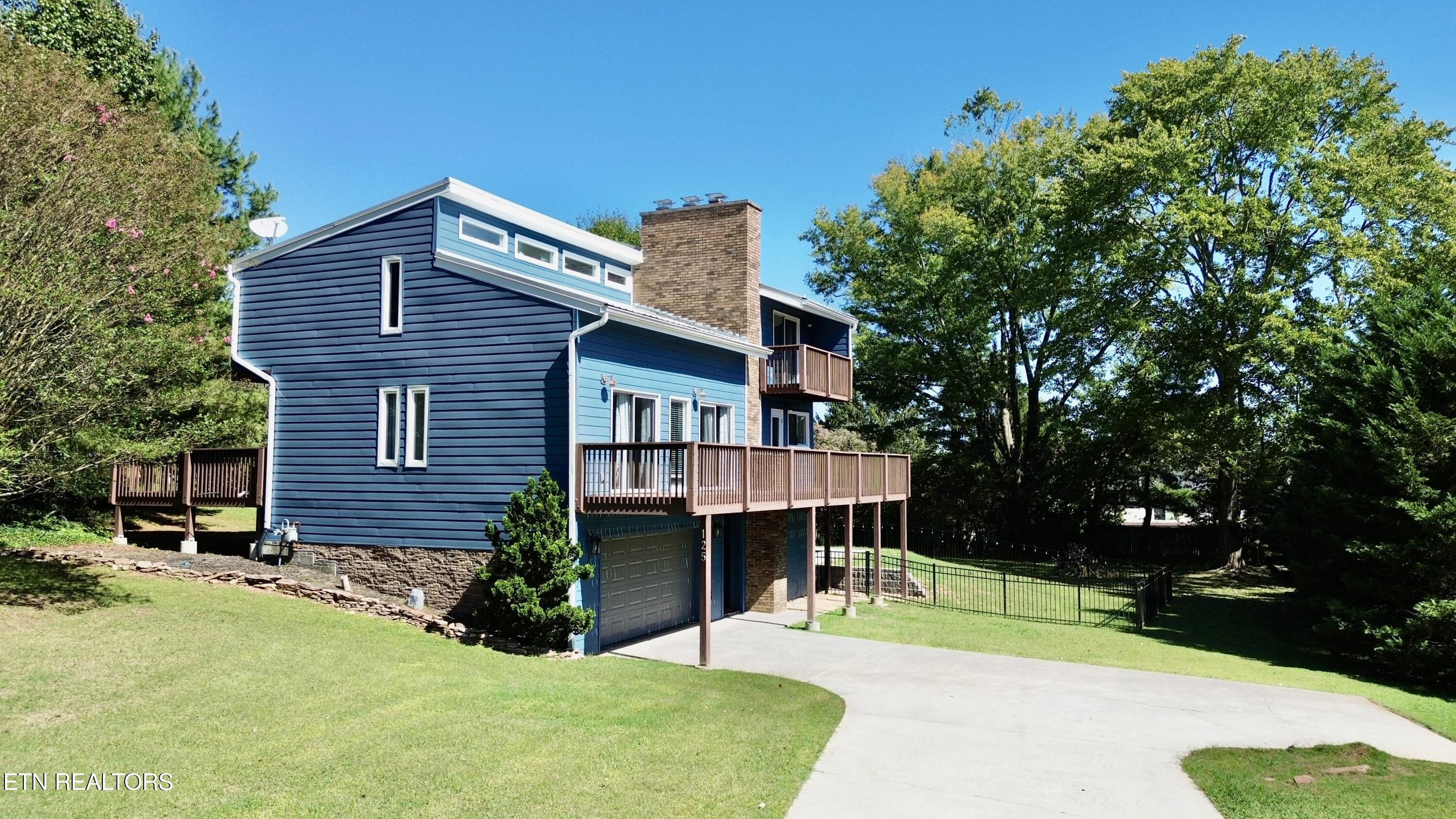 125 Orchard Crest Circle Clinton TN 37716