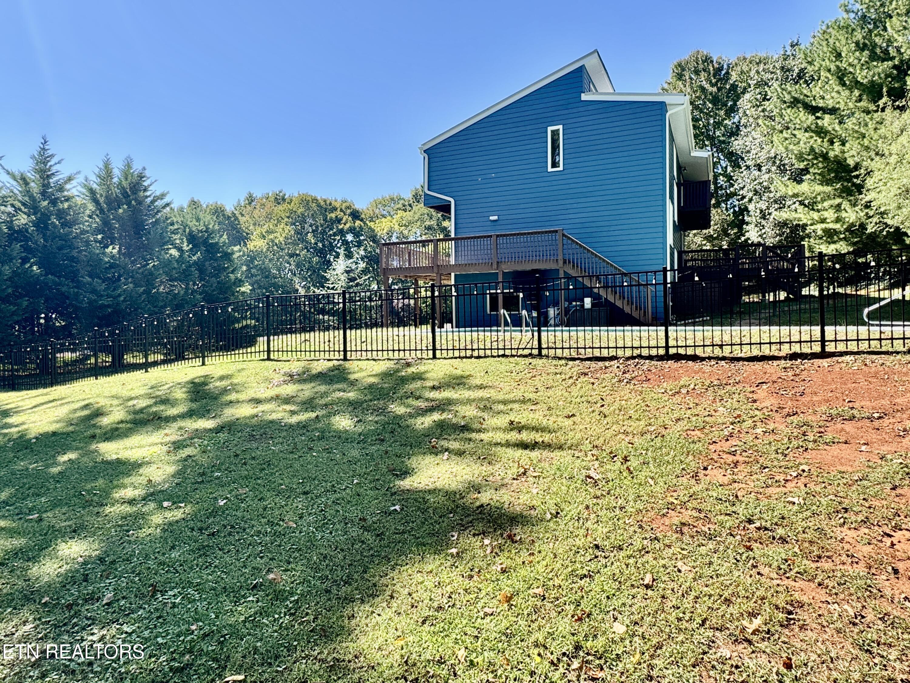 125 Orchard Crest Circle Clinton TN 37716