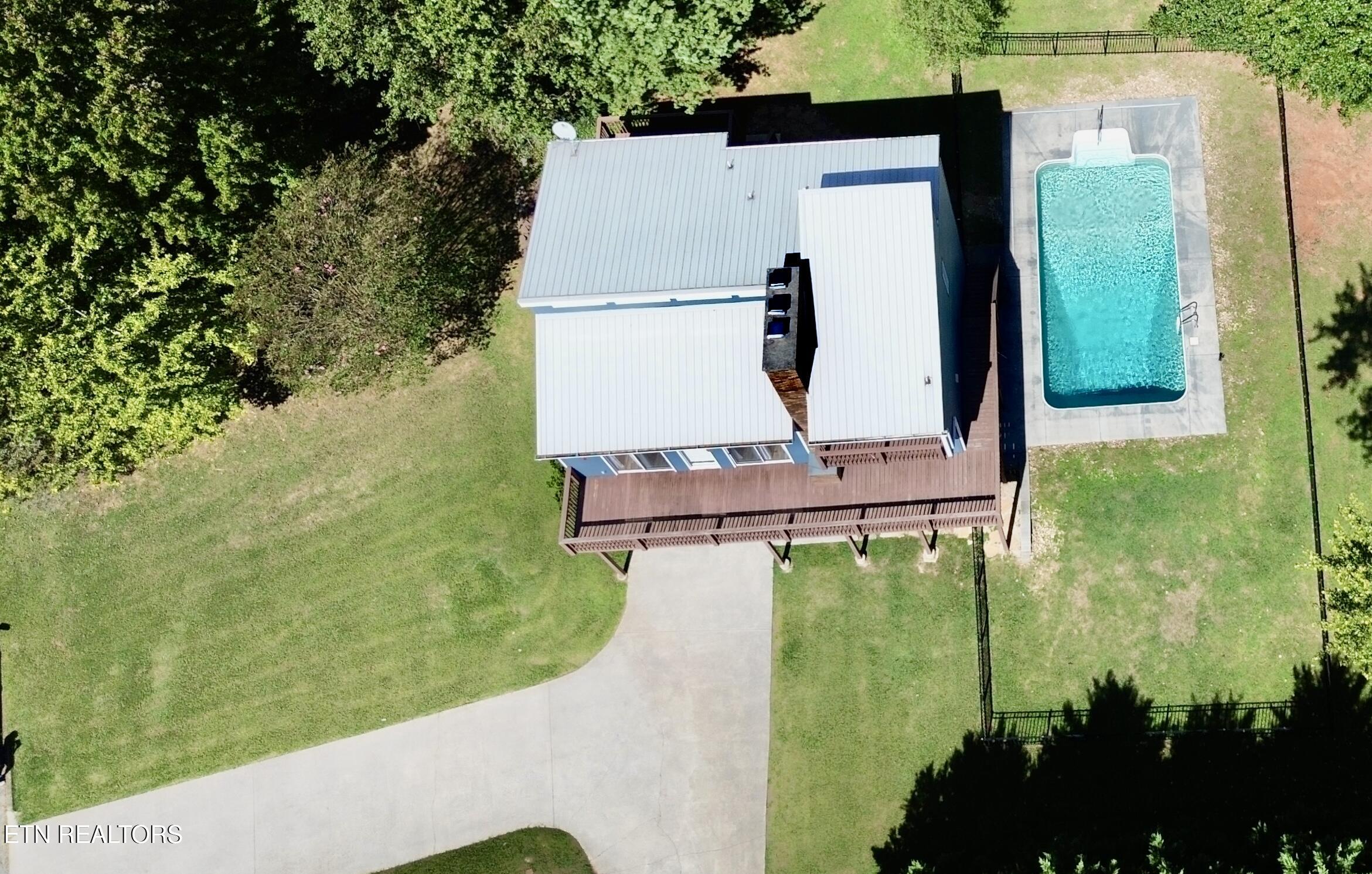 125 Orchard Crest Circle Clinton TN 37716