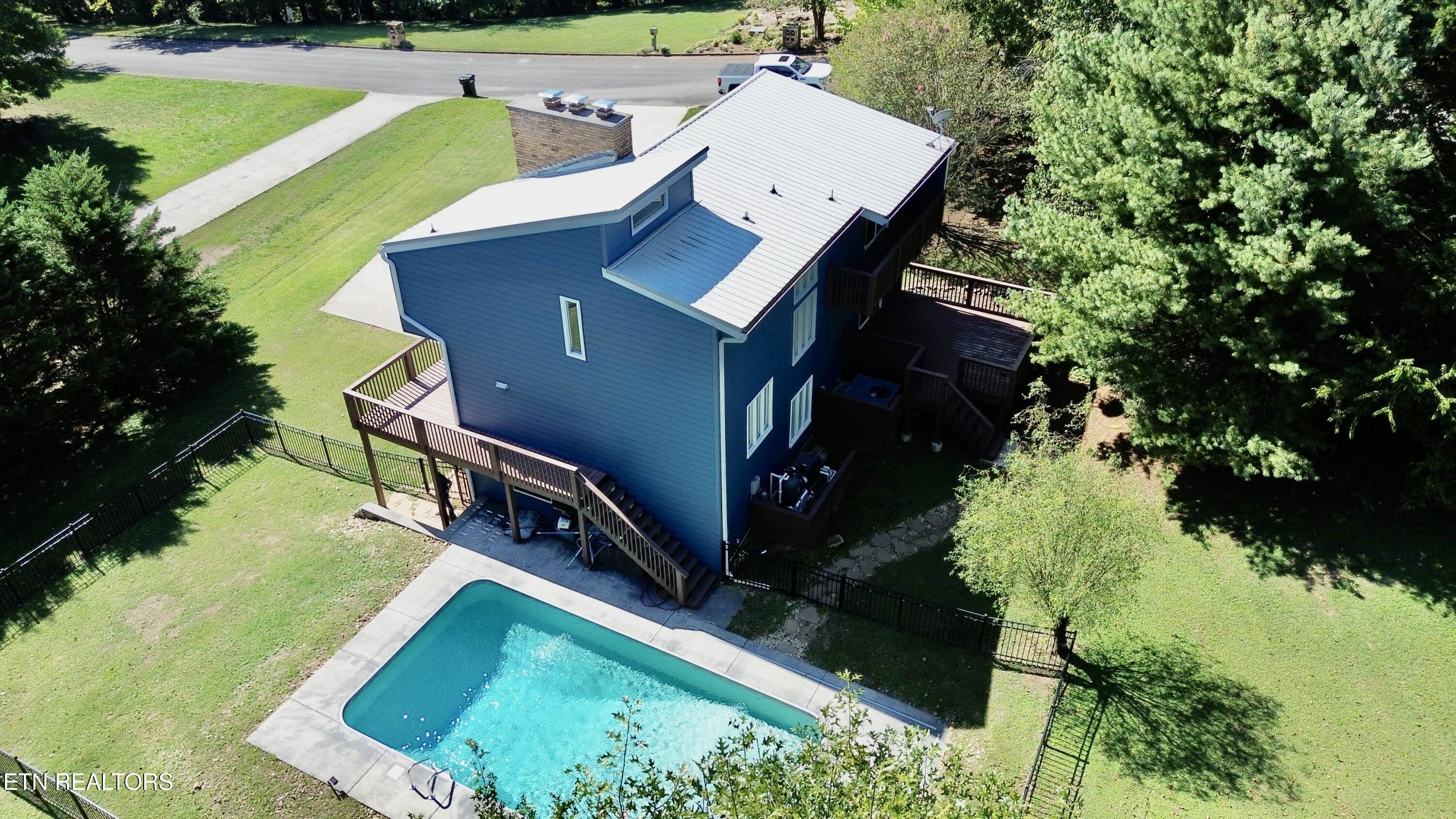 125 Orchard Crest Circle Clinton TN 37716