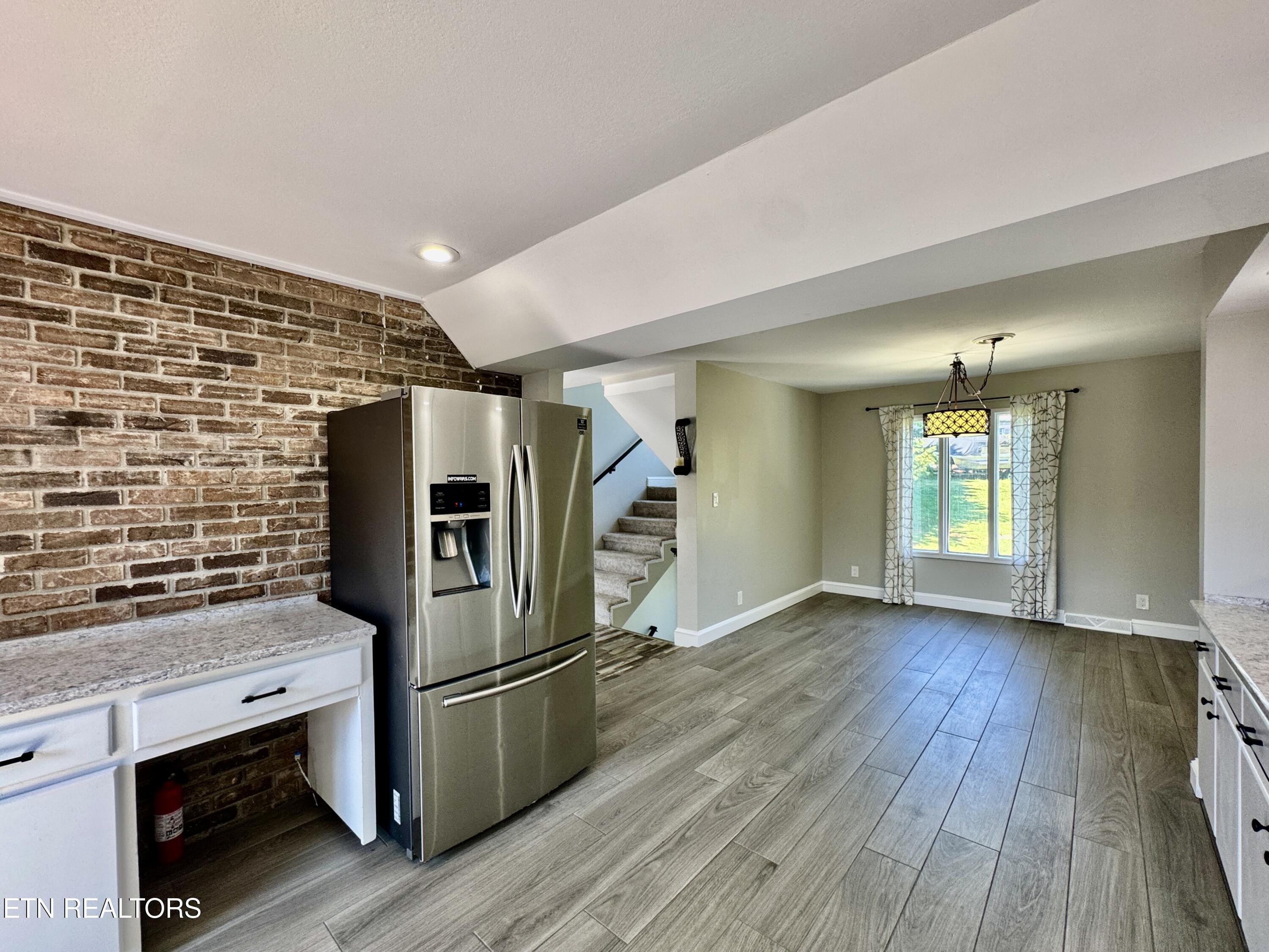 125 Orchard Crest Circle Clinton TN 37716