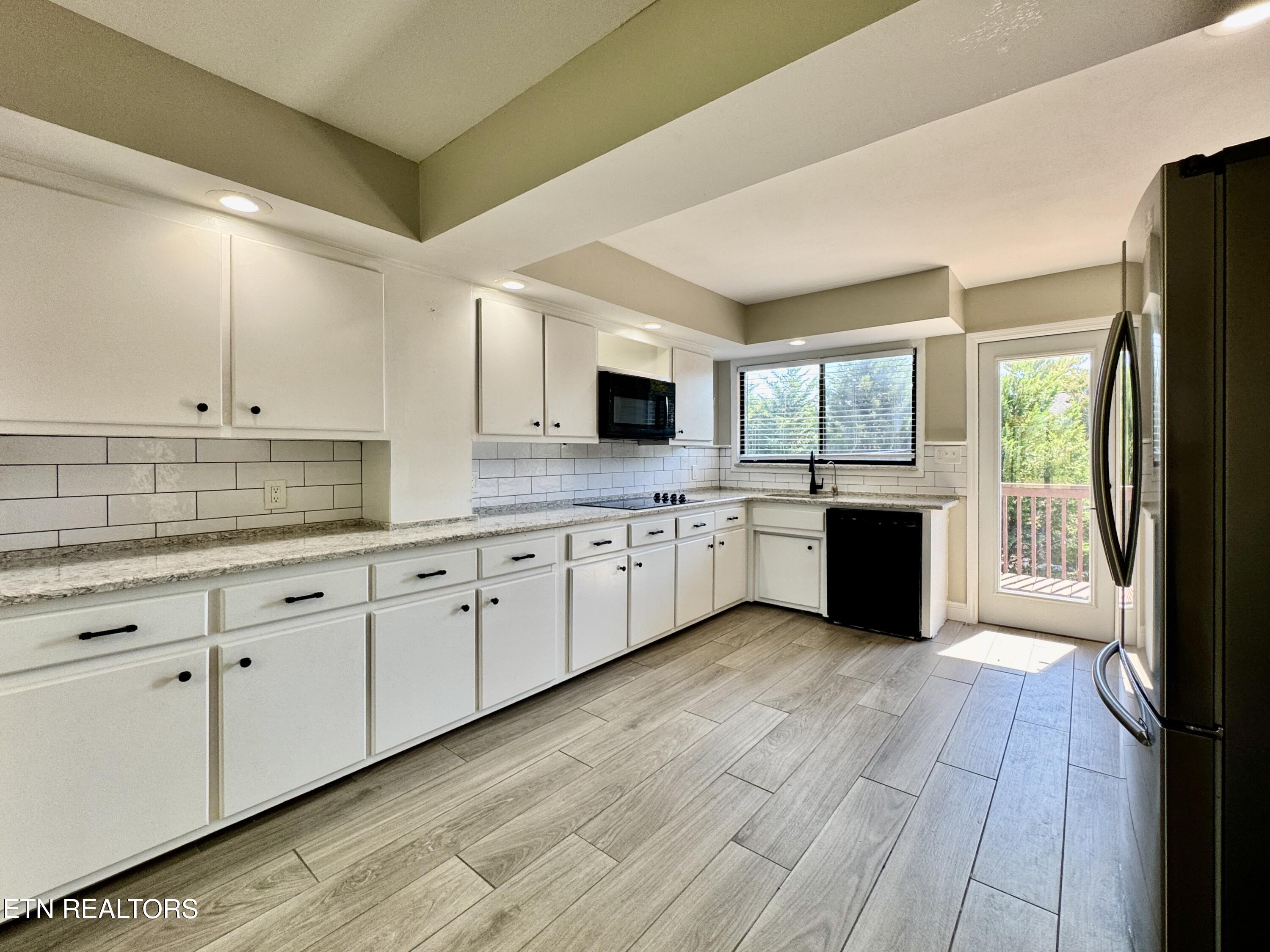 125 Orchard Crest Circle Clinton TN 37716