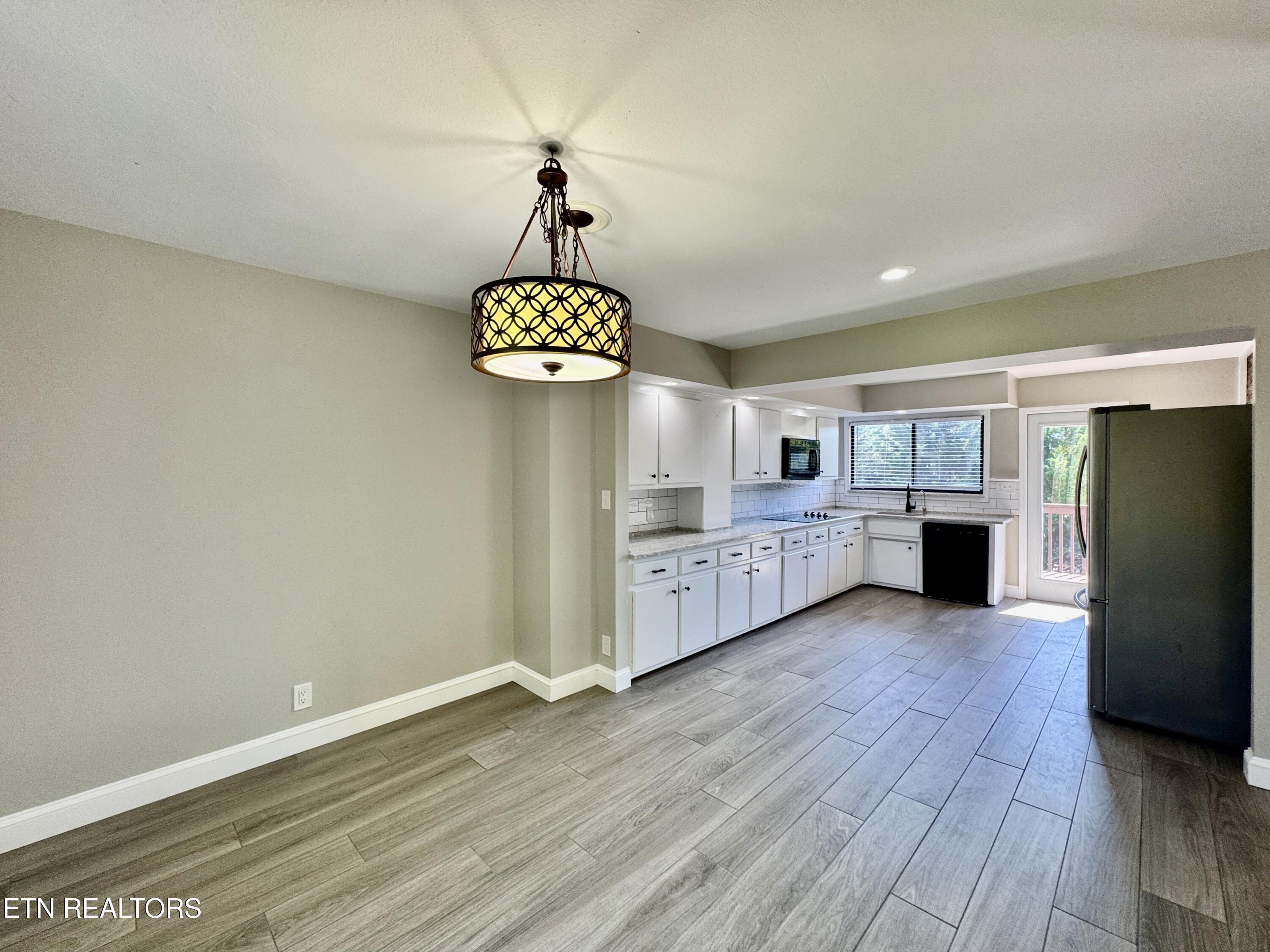 125 Orchard Crest Circle Clinton TN 37716