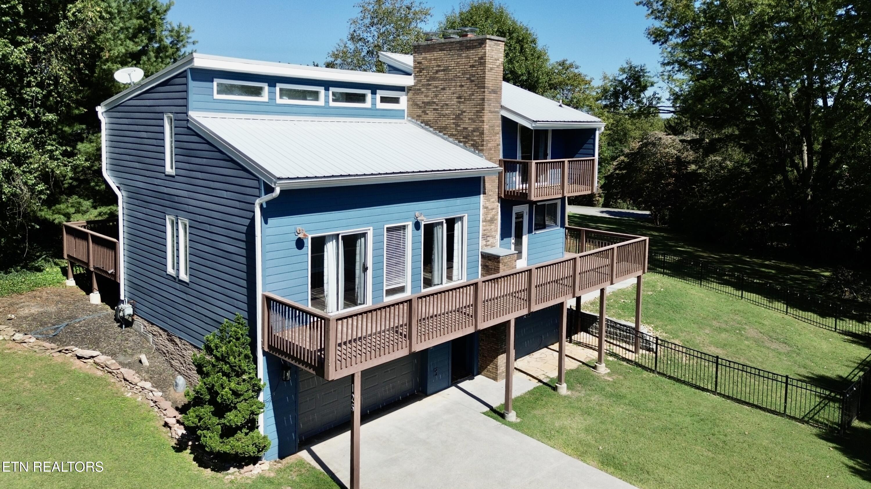 125 Orchard Crest Circle Clinton TN 37716