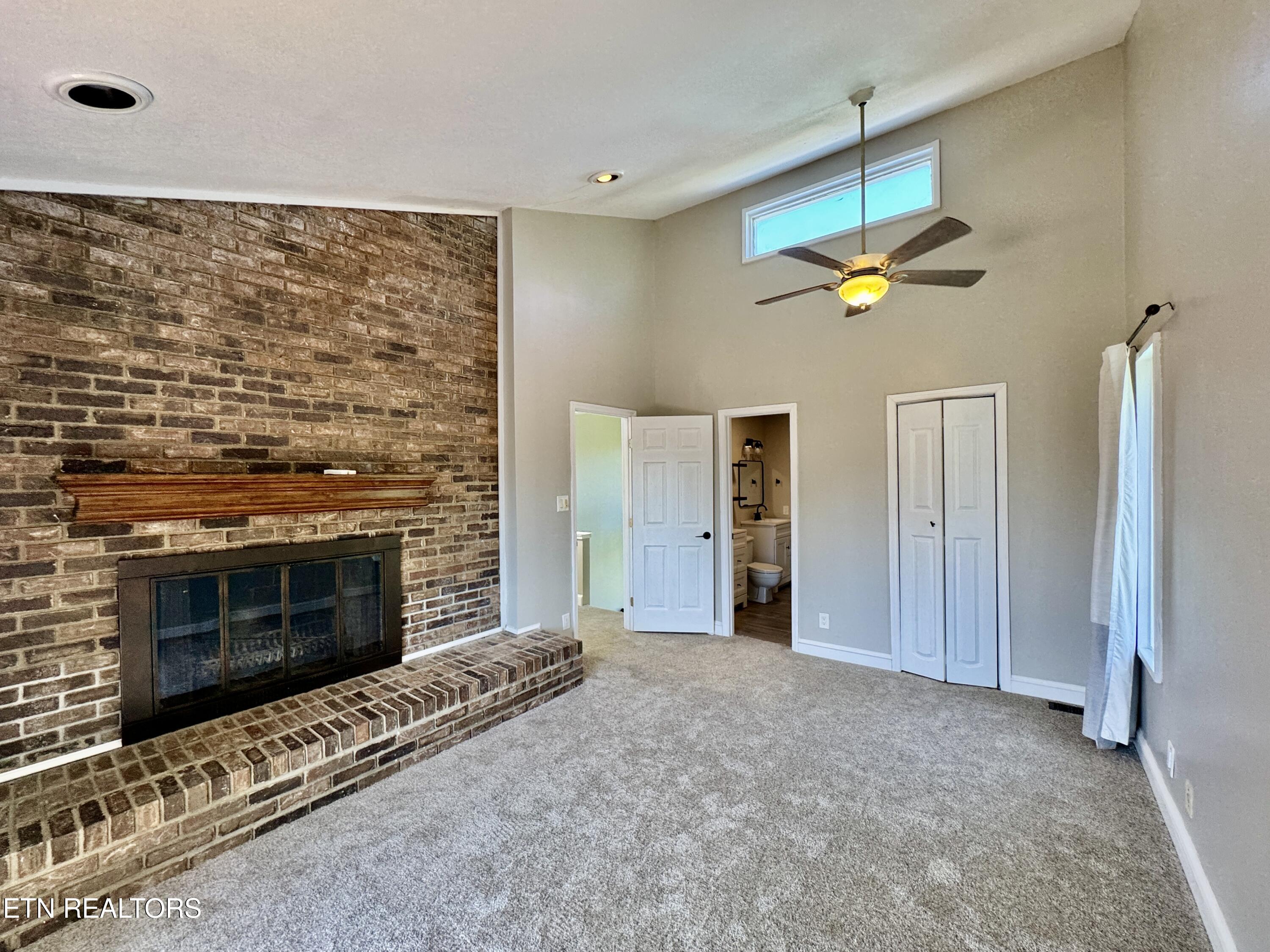 125 Orchard Crest Circle Clinton TN 37716