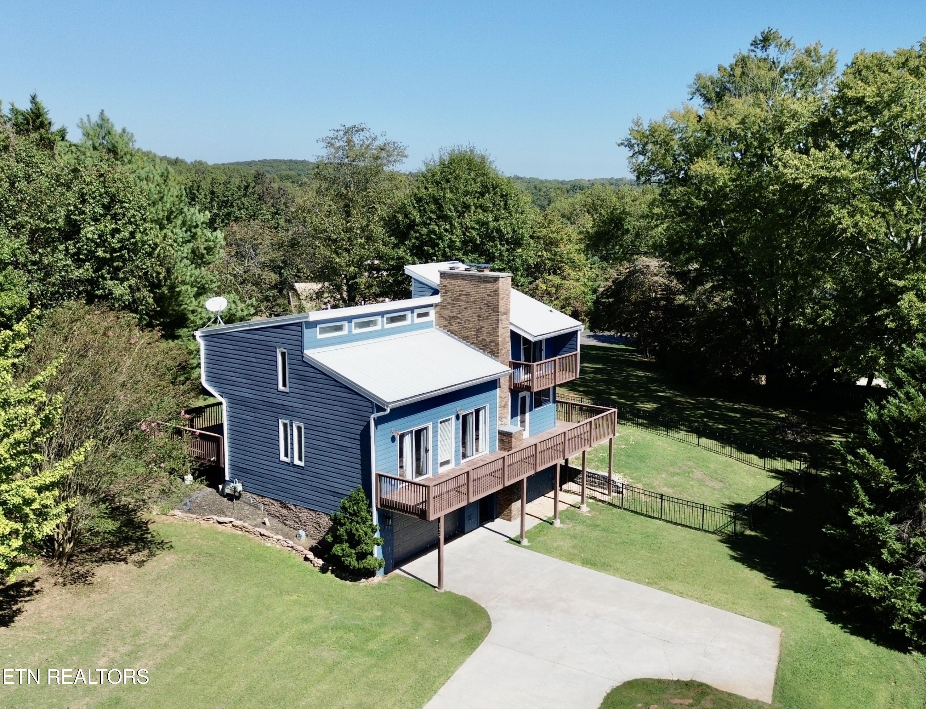 125 Orchard Crest Circle Clinton TN 37716