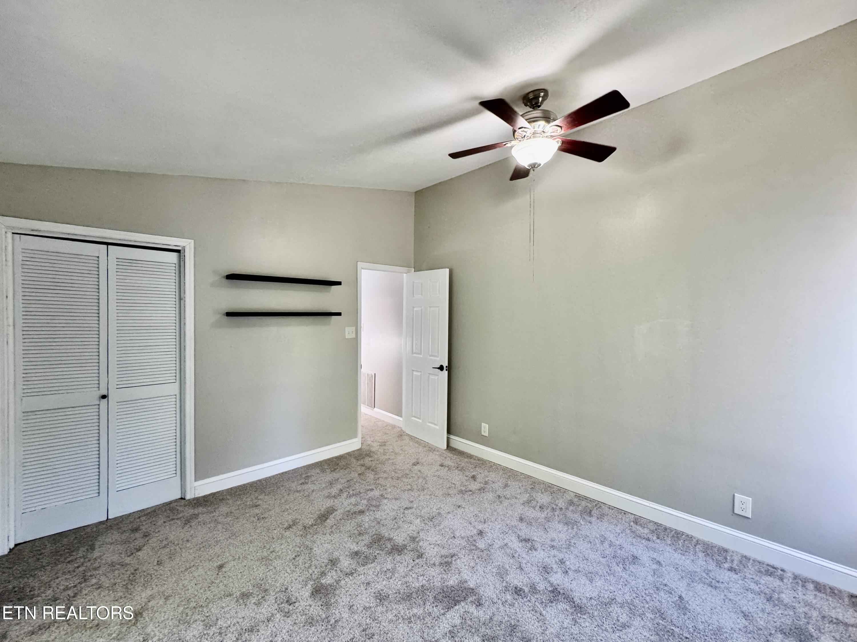 125 Orchard Crest Circle Clinton TN 37716