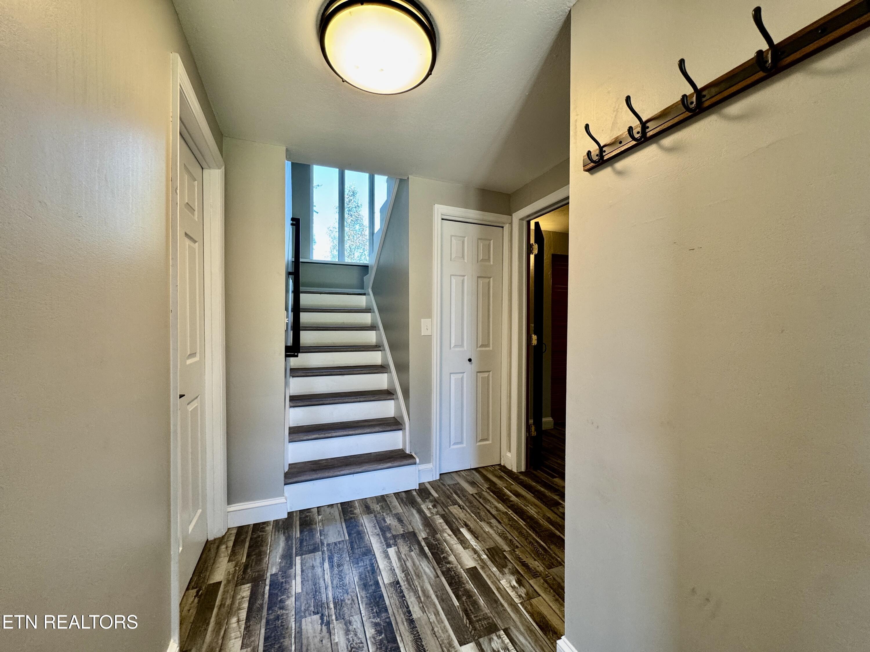 125 Orchard Crest Circle Clinton TN 37716