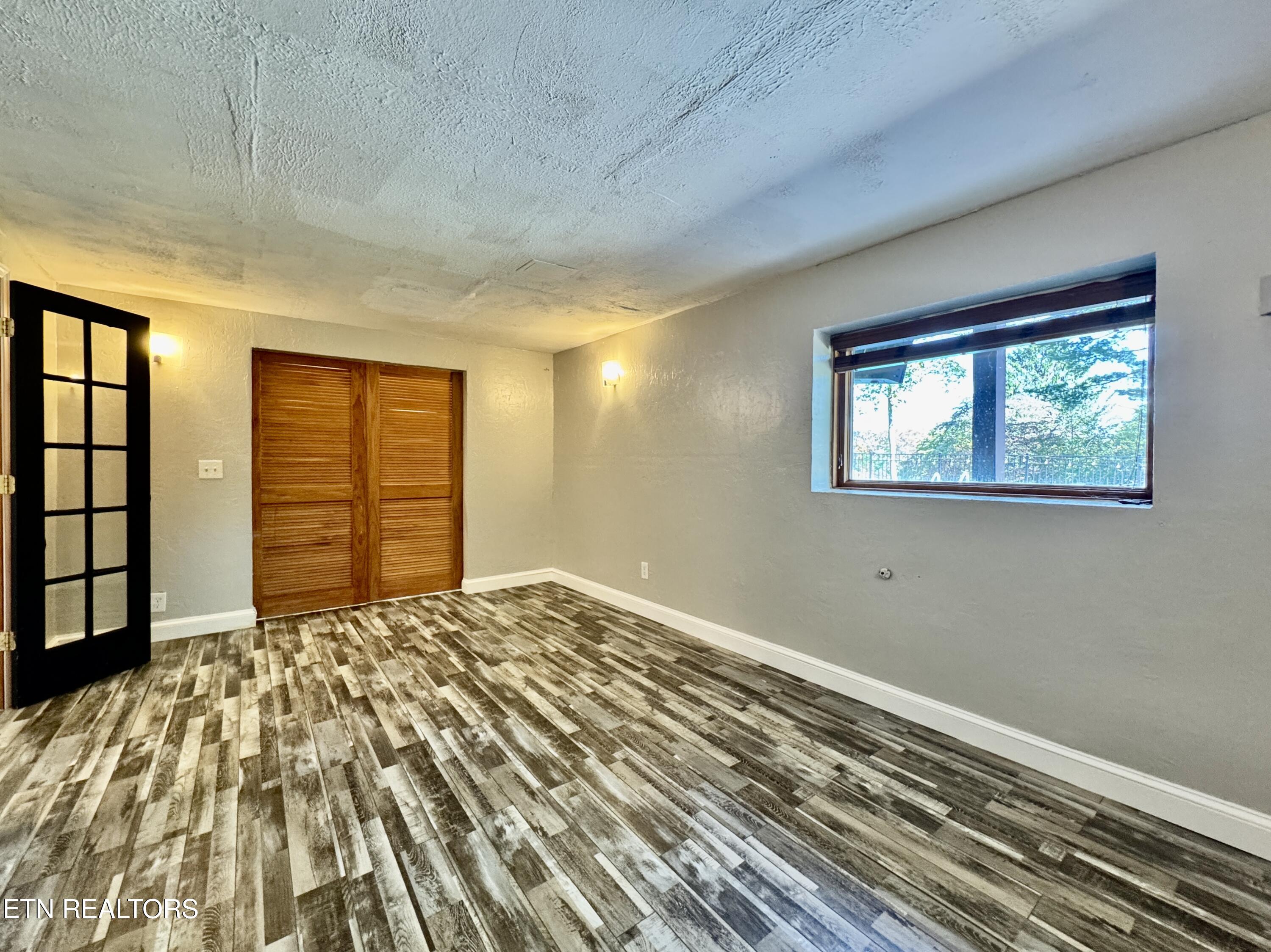 125 Orchard Crest Circle Clinton TN 37716