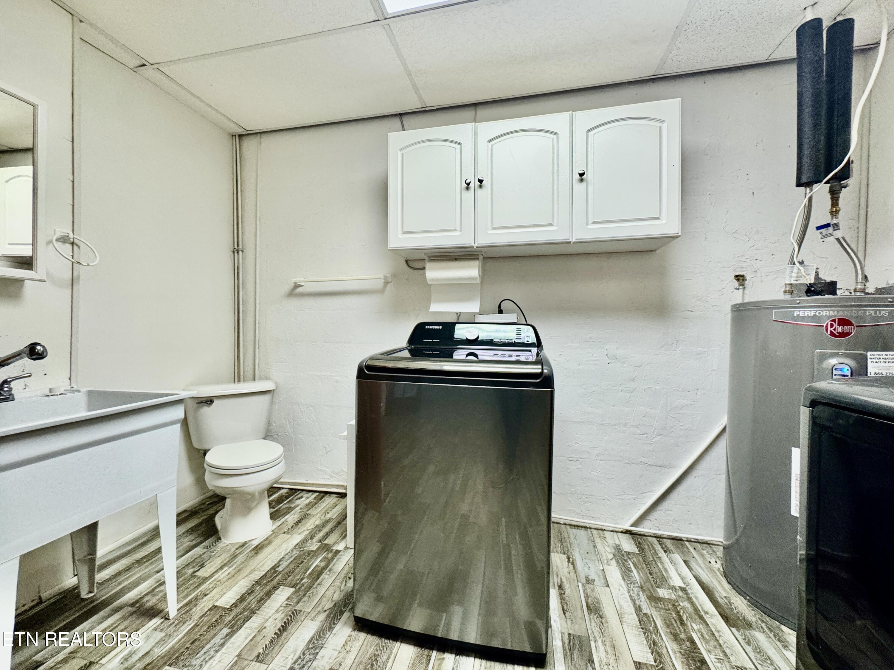 125 Orchard Crest Circle Clinton TN 37716