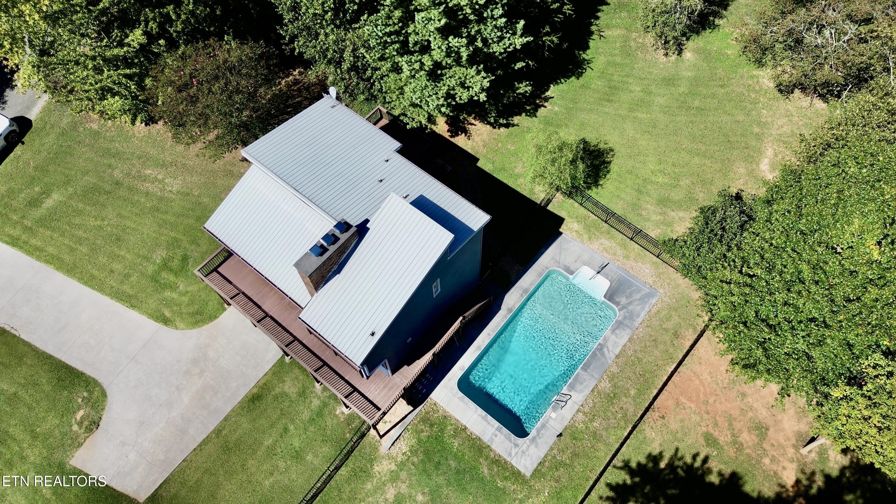 125 Orchard Crest Circle Clinton TN 37716