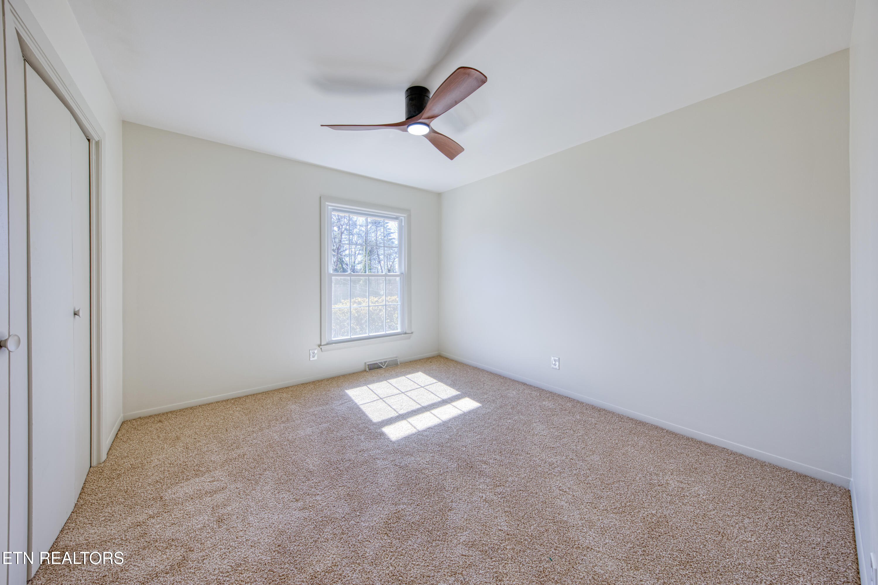 108 Canterbury Road Oak Ridge TN 37830