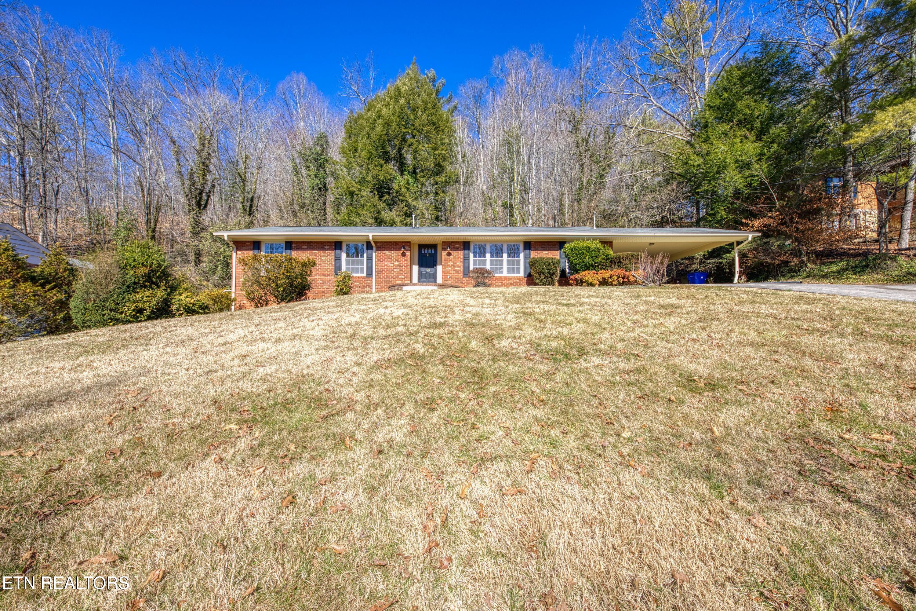 108 Canterbury Road Oak Ridge TN 37830