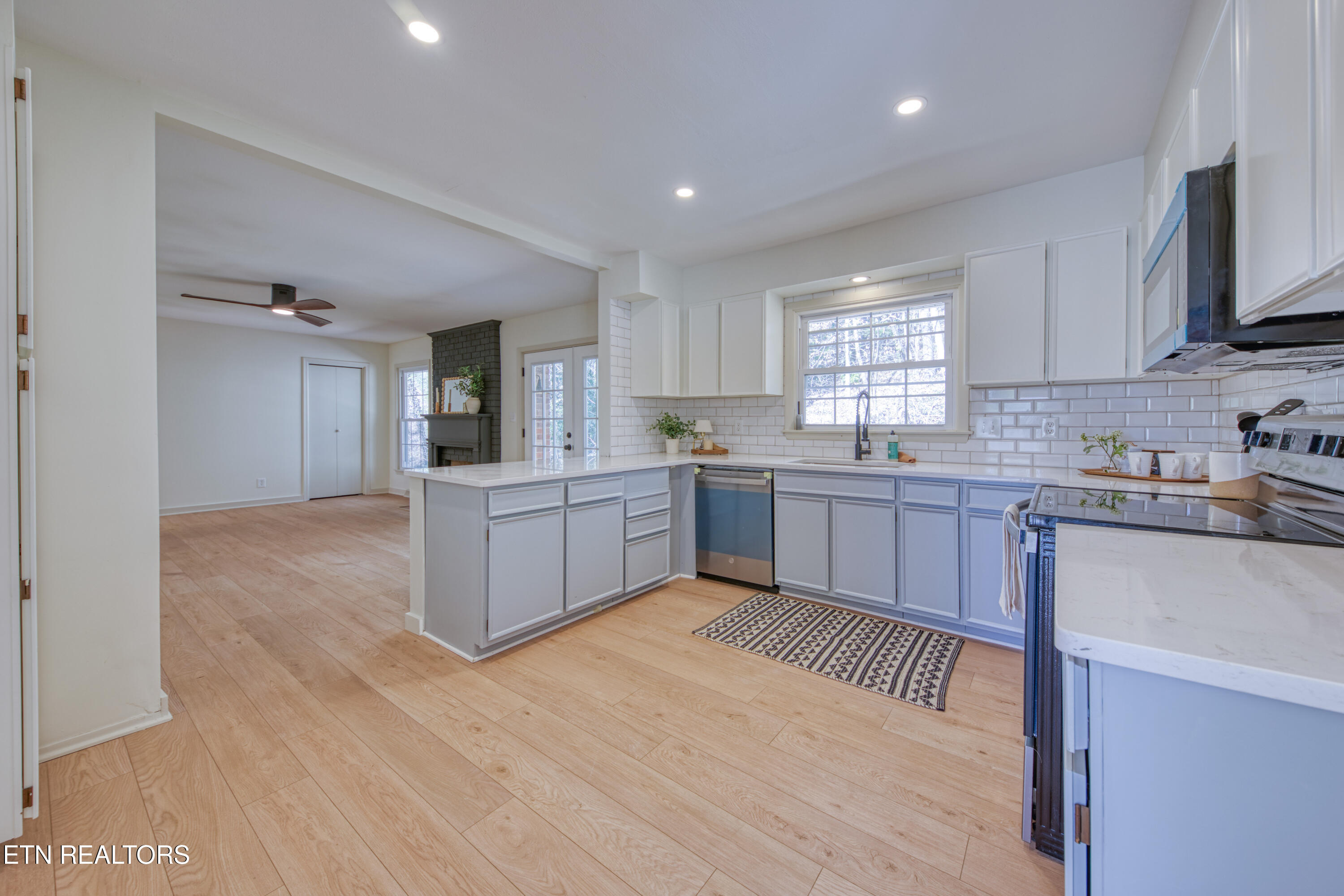 108 Canterbury Road Oak Ridge TN 37830