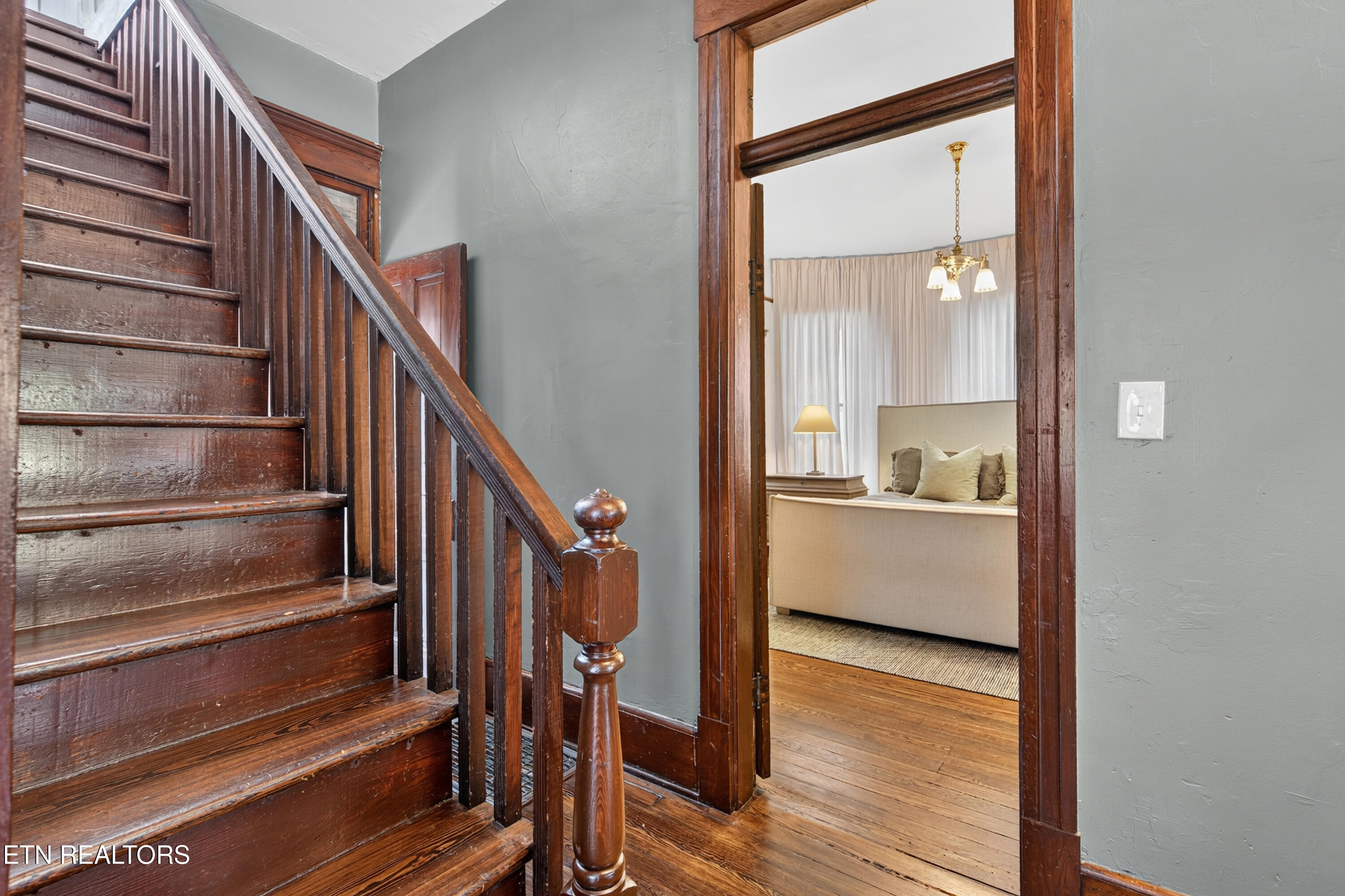 236 E Scott Avenue Knoxville TN 37917
