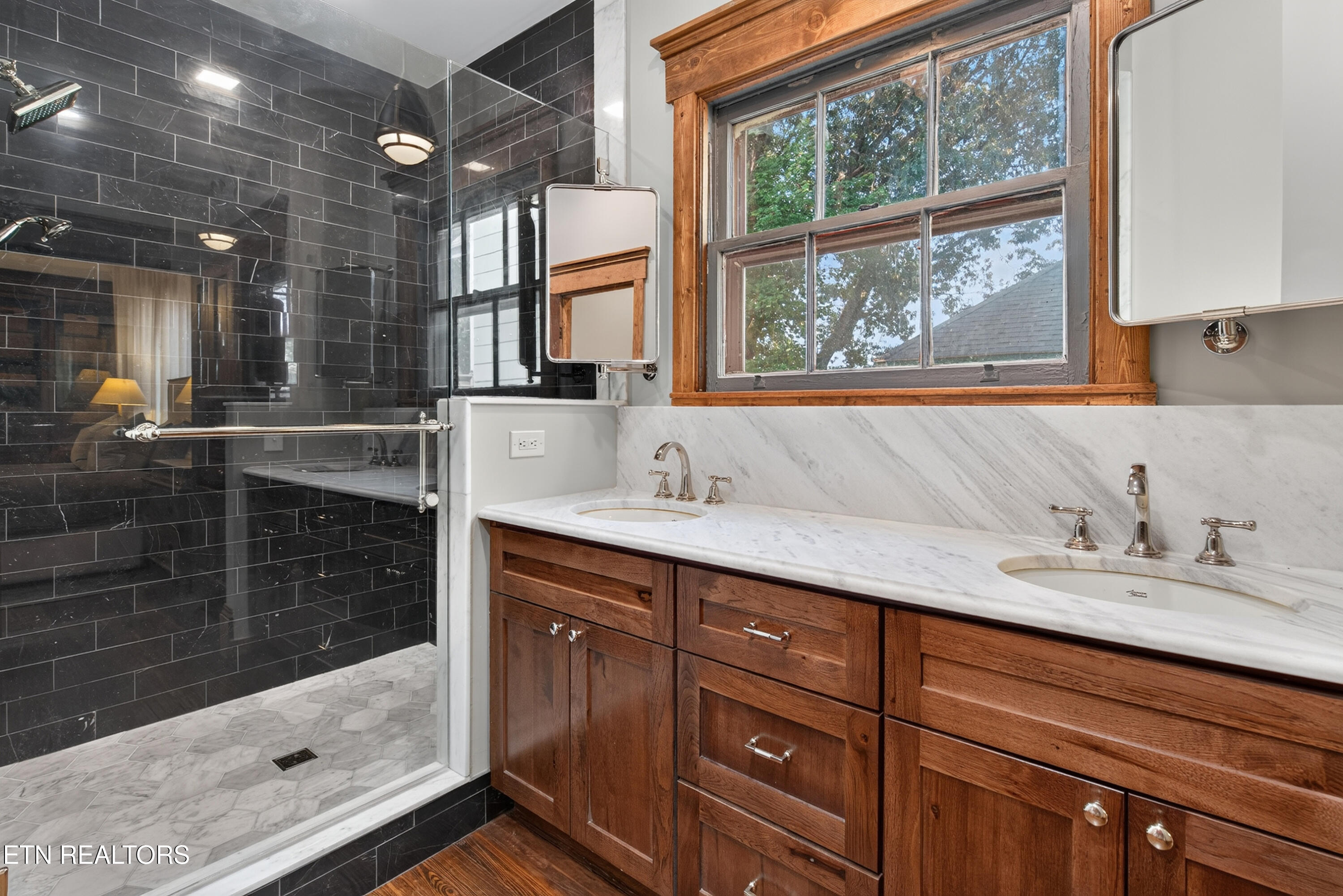 236 E Scott Avenue Knoxville TN 37917