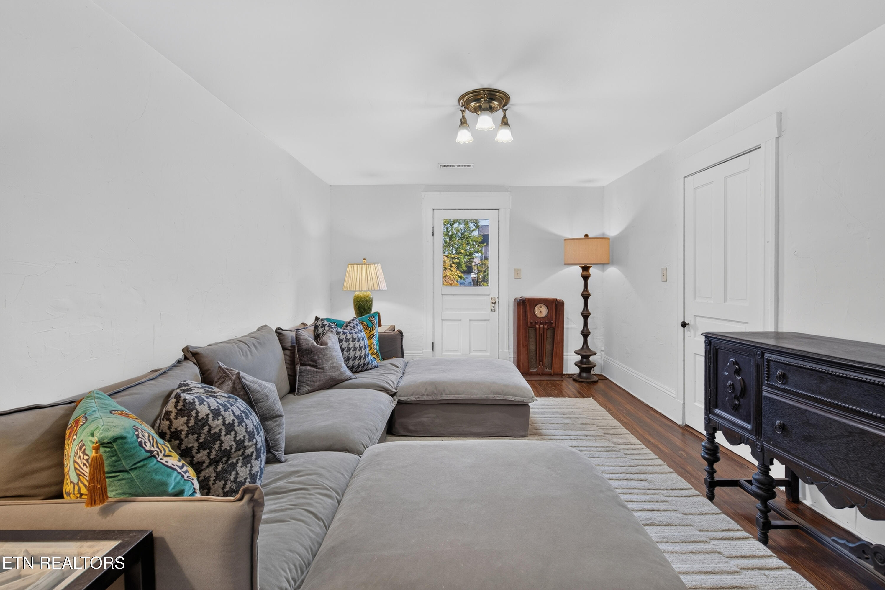 236 E Scott Avenue Knoxville TN 37917