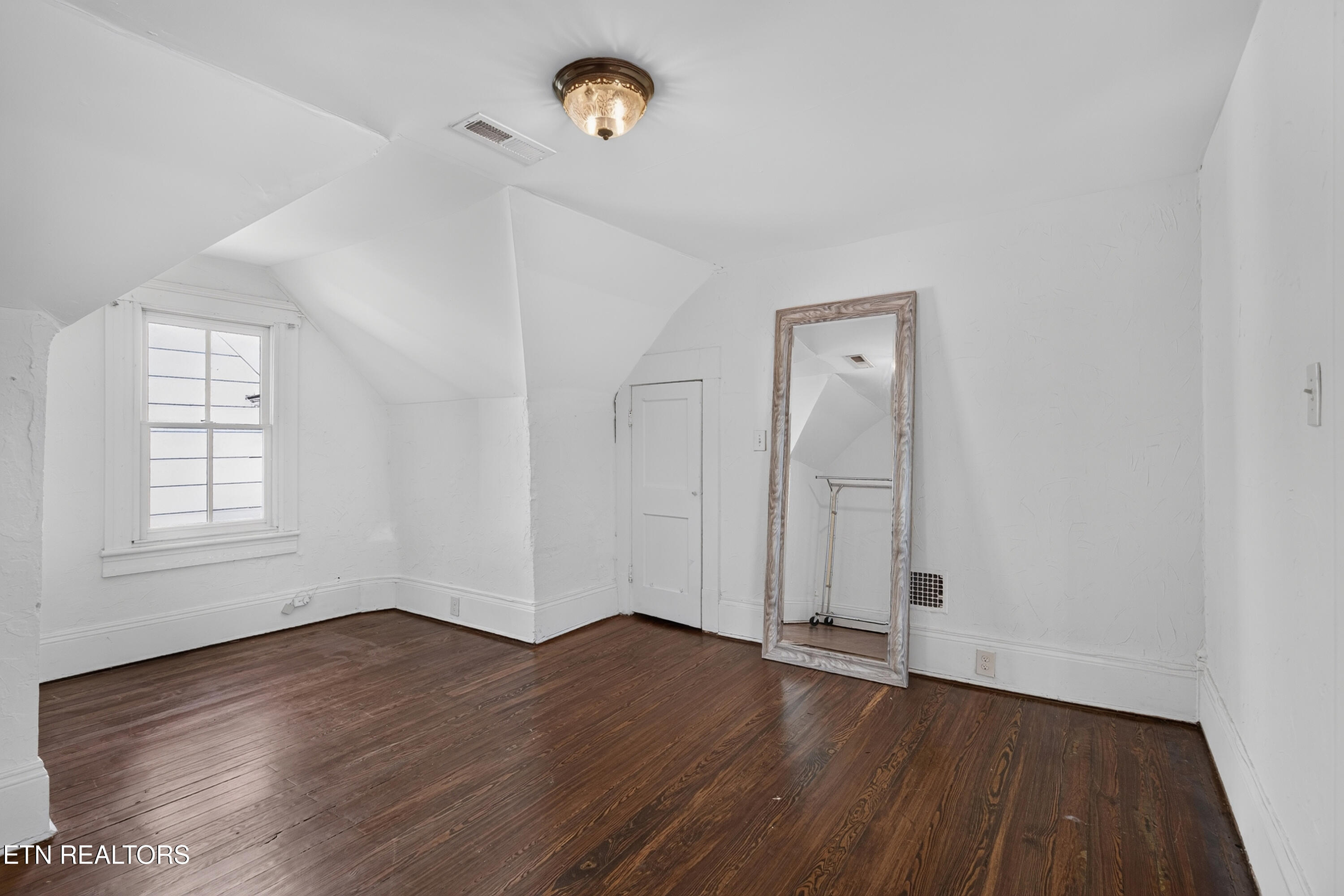 236 E Scott Avenue Knoxville TN 37917
