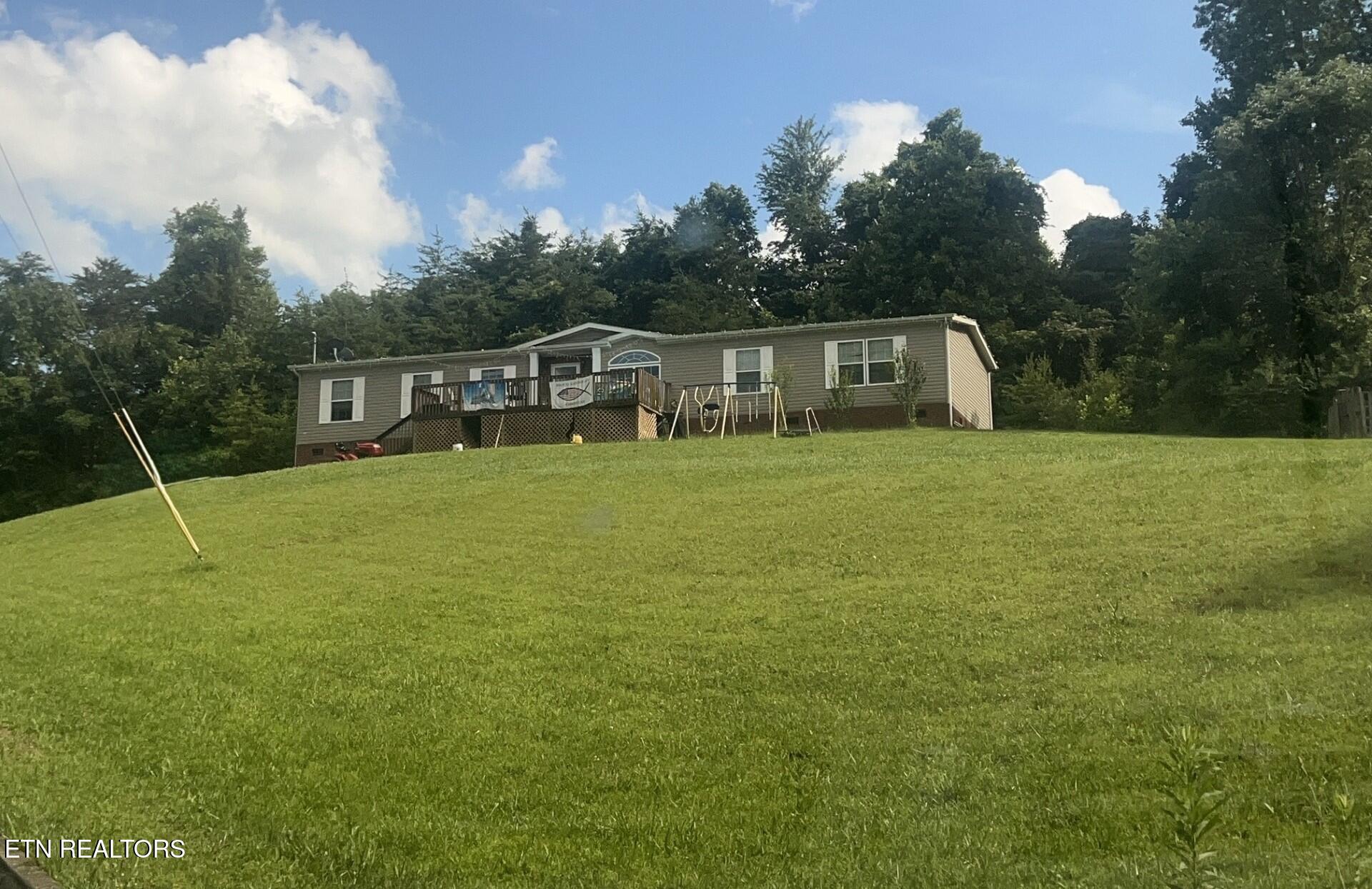1605 Trig Long Road Dandridge TN 37725