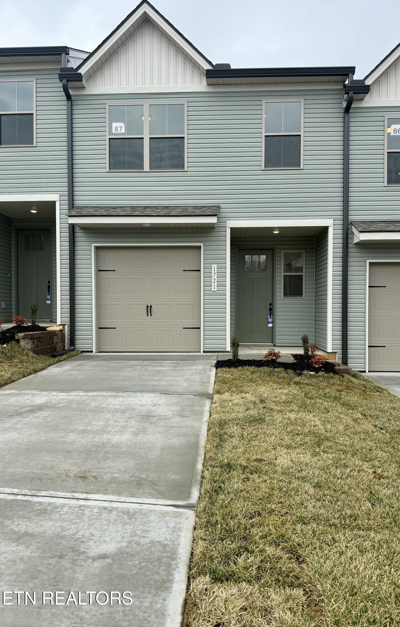 1721 Bennett Village Drive Maryville TN 37804