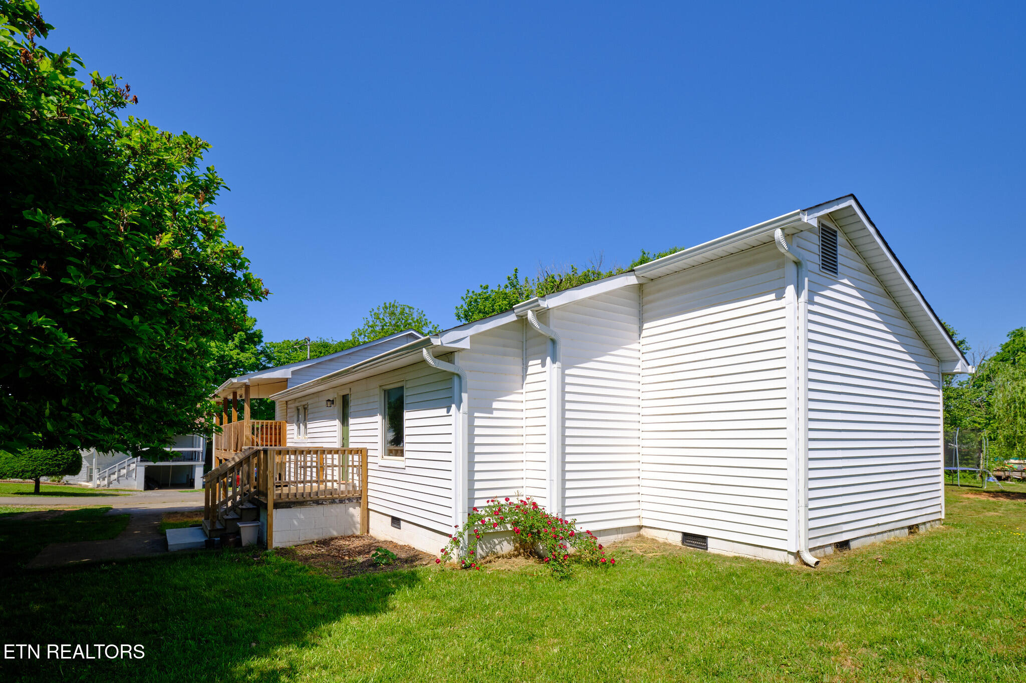 8000 W Highway 11 Lenoir City TN 37771
