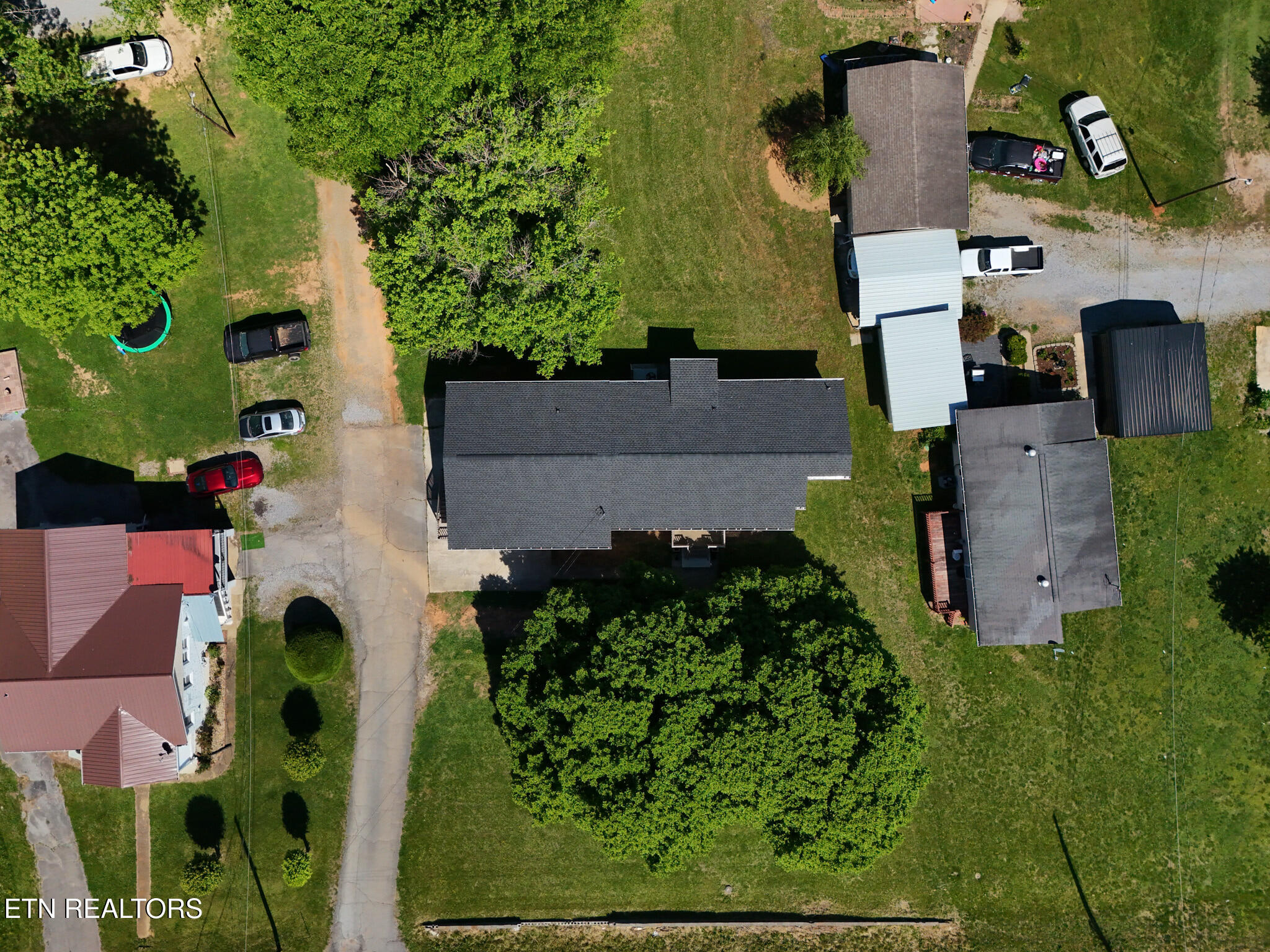 8000 W Highway 11 Lenoir City TN 37771