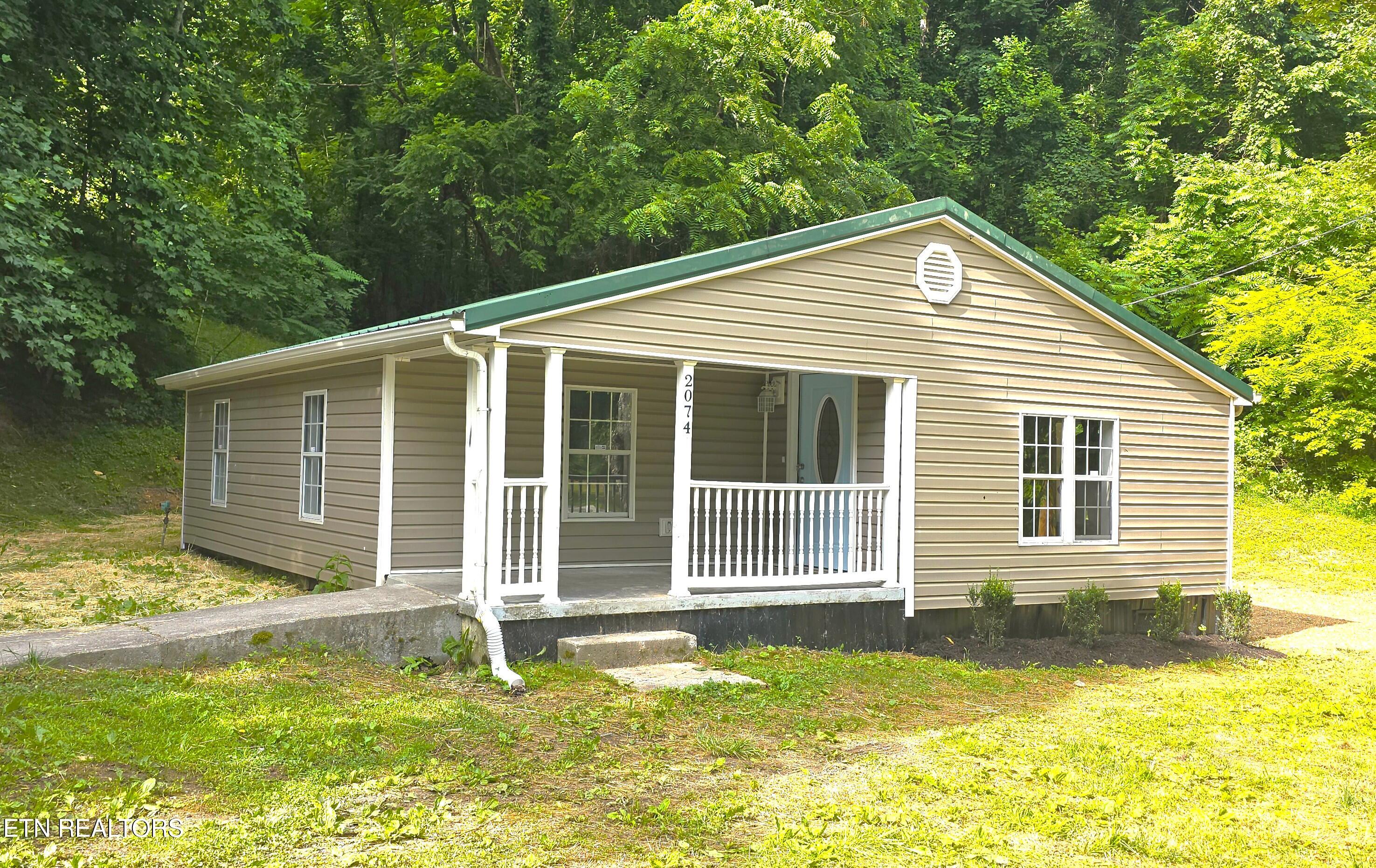 2074 Long Hollow Road Lafollette TN 37766