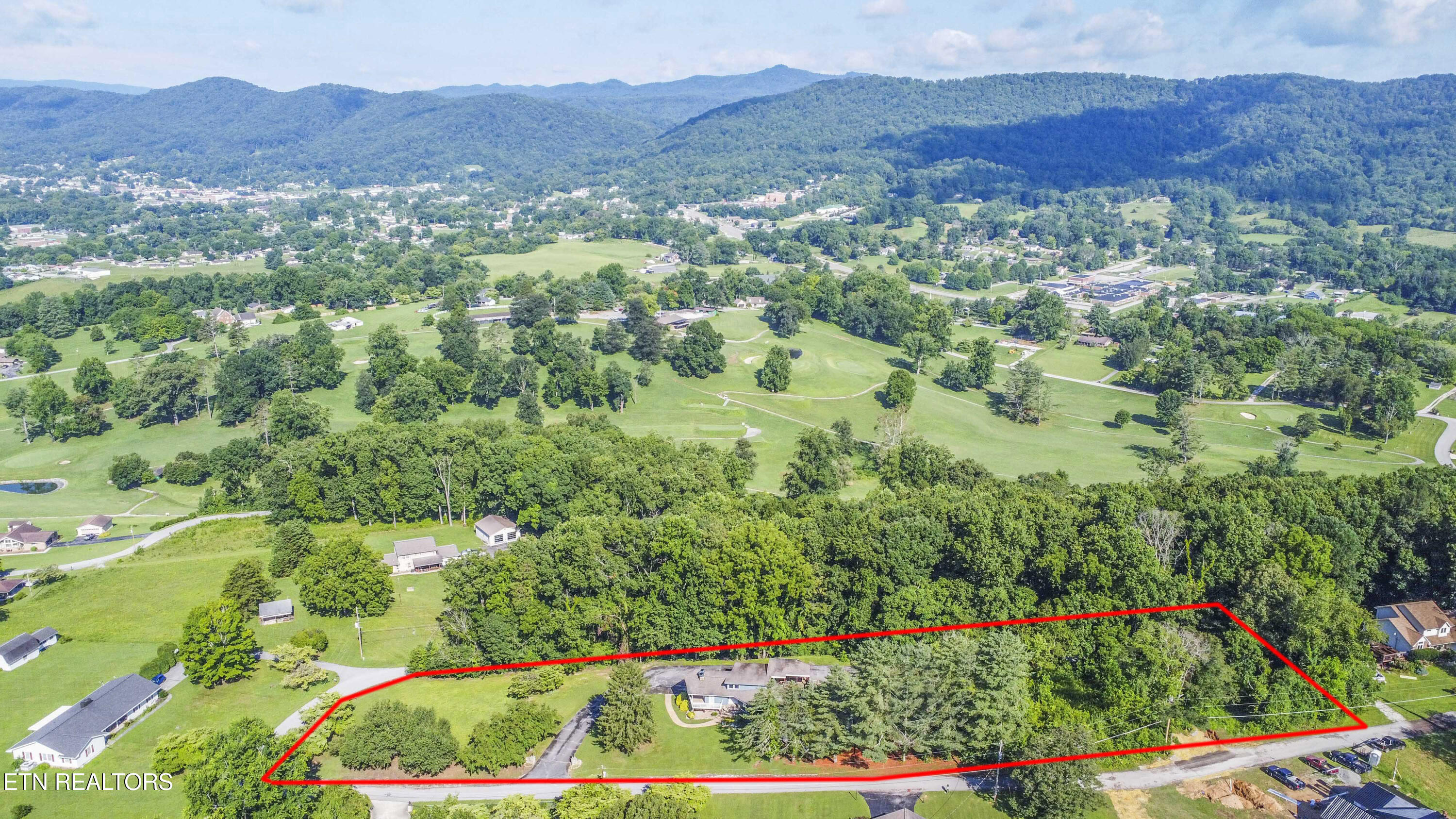 111 Rogers Lane Lafollette TN 37766