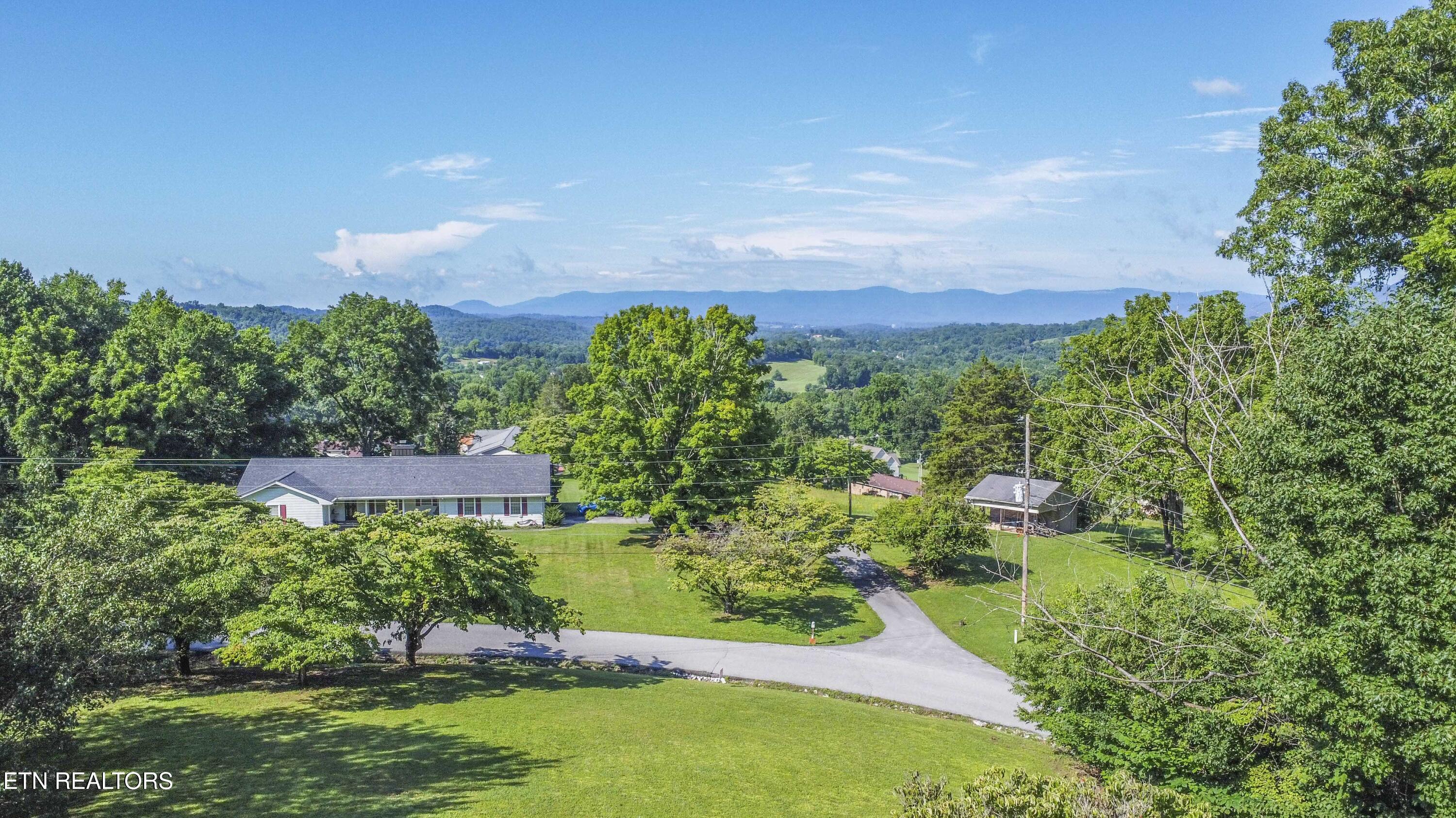 111 Rogers Lane Lafollette TN 37766