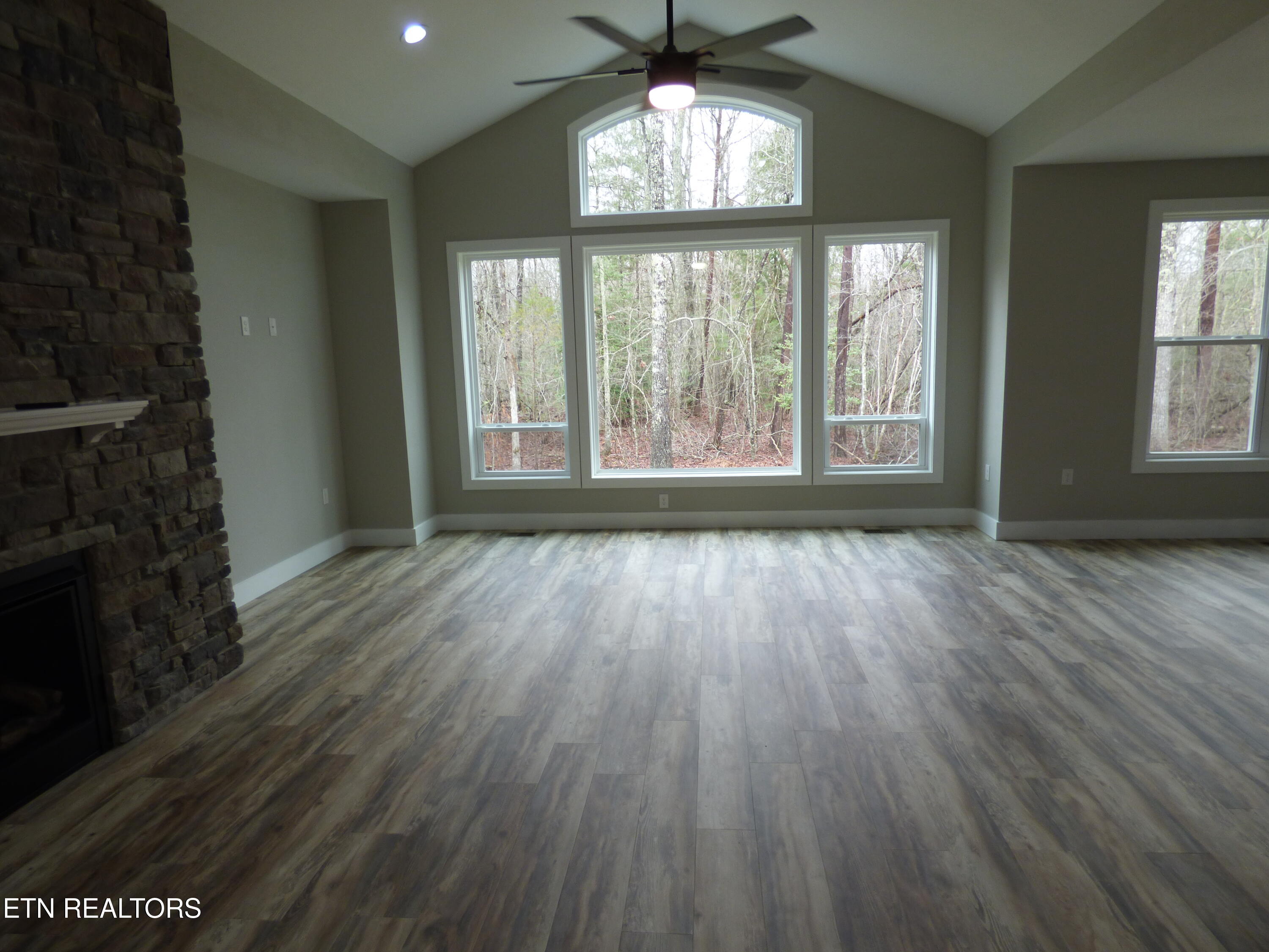 144 Hawes Circle Crossville TN 38558