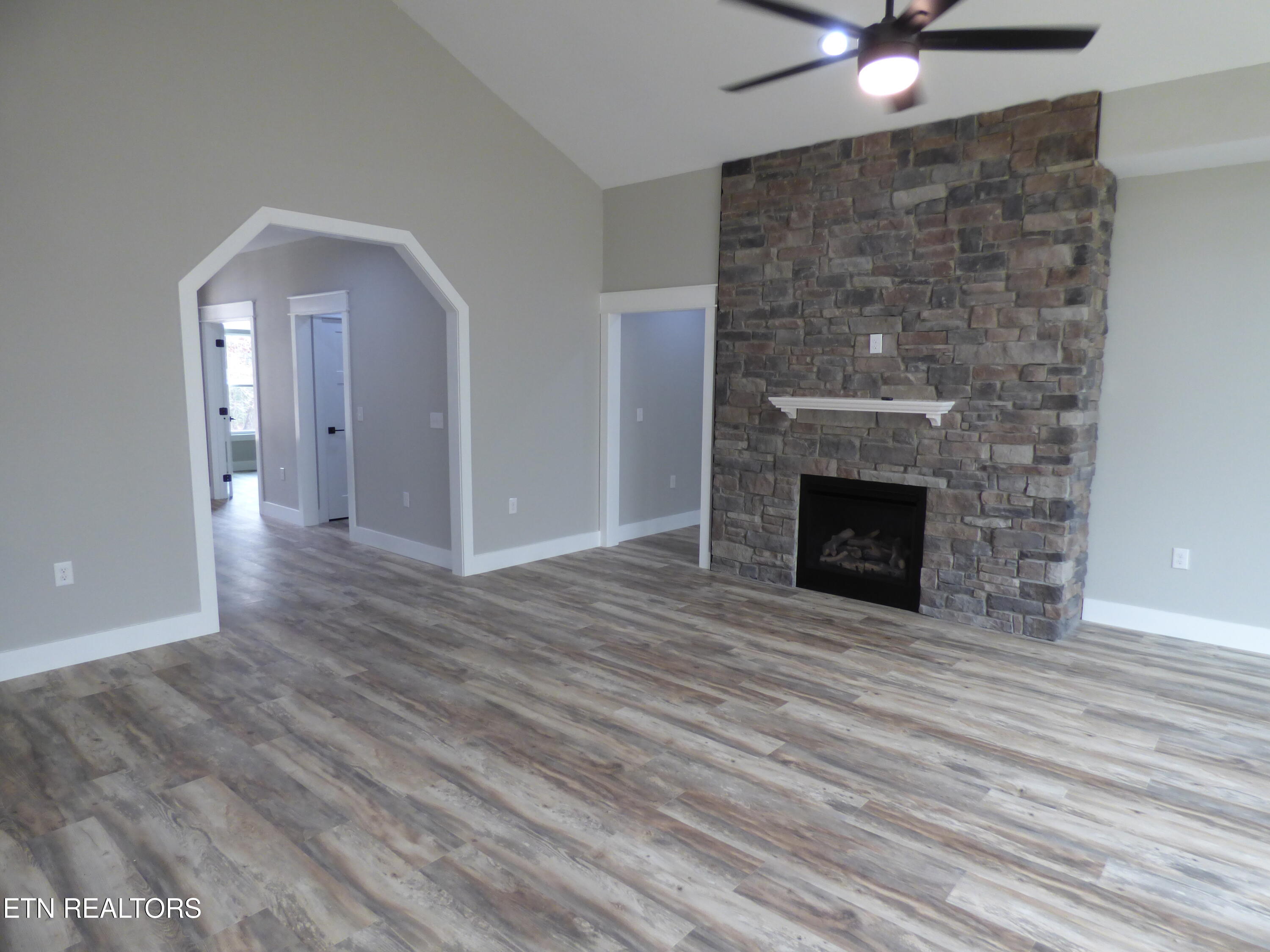 144 Hawes Circle Crossville TN 38558