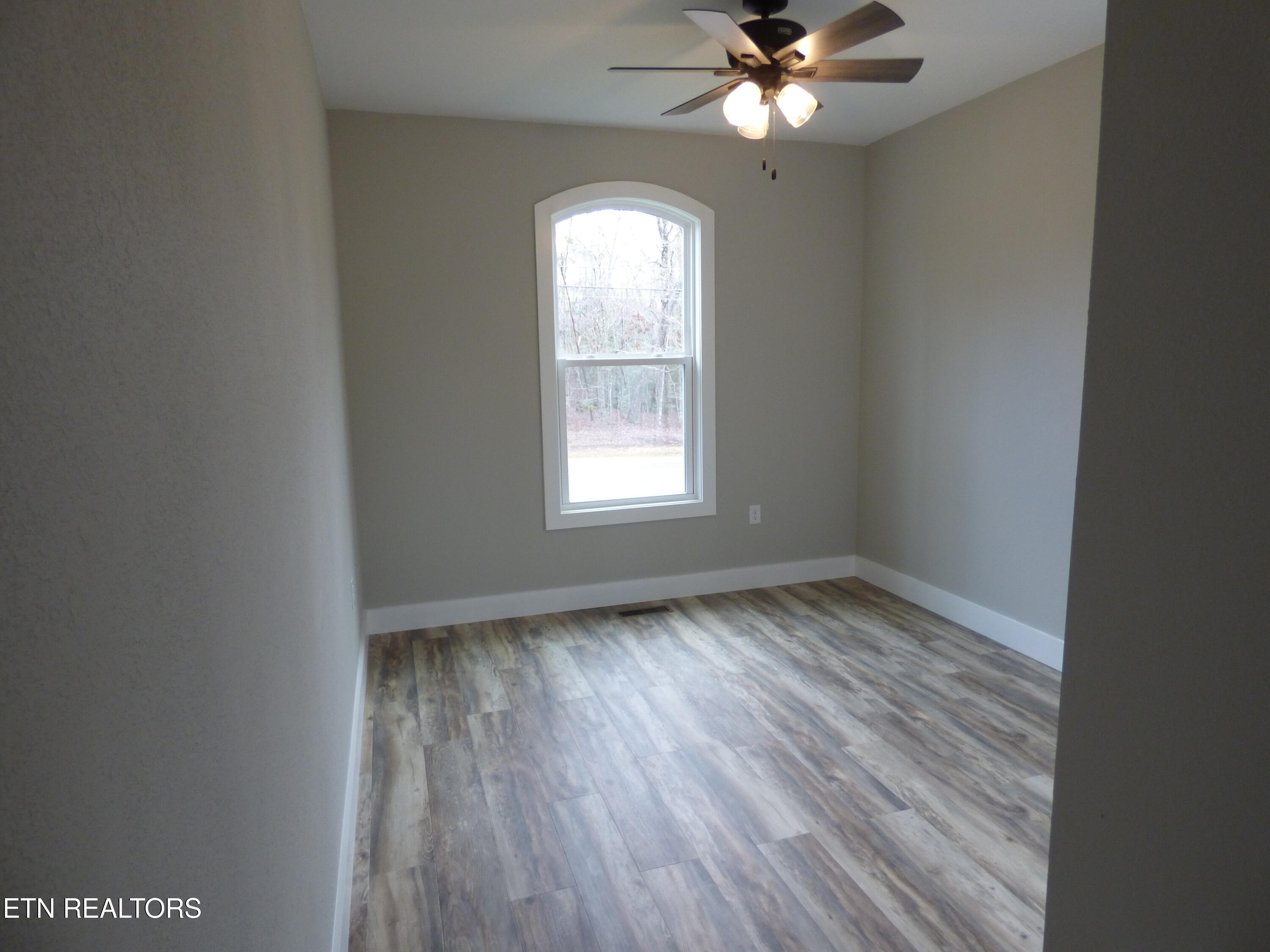 144 Hawes Circle Crossville TN 38558