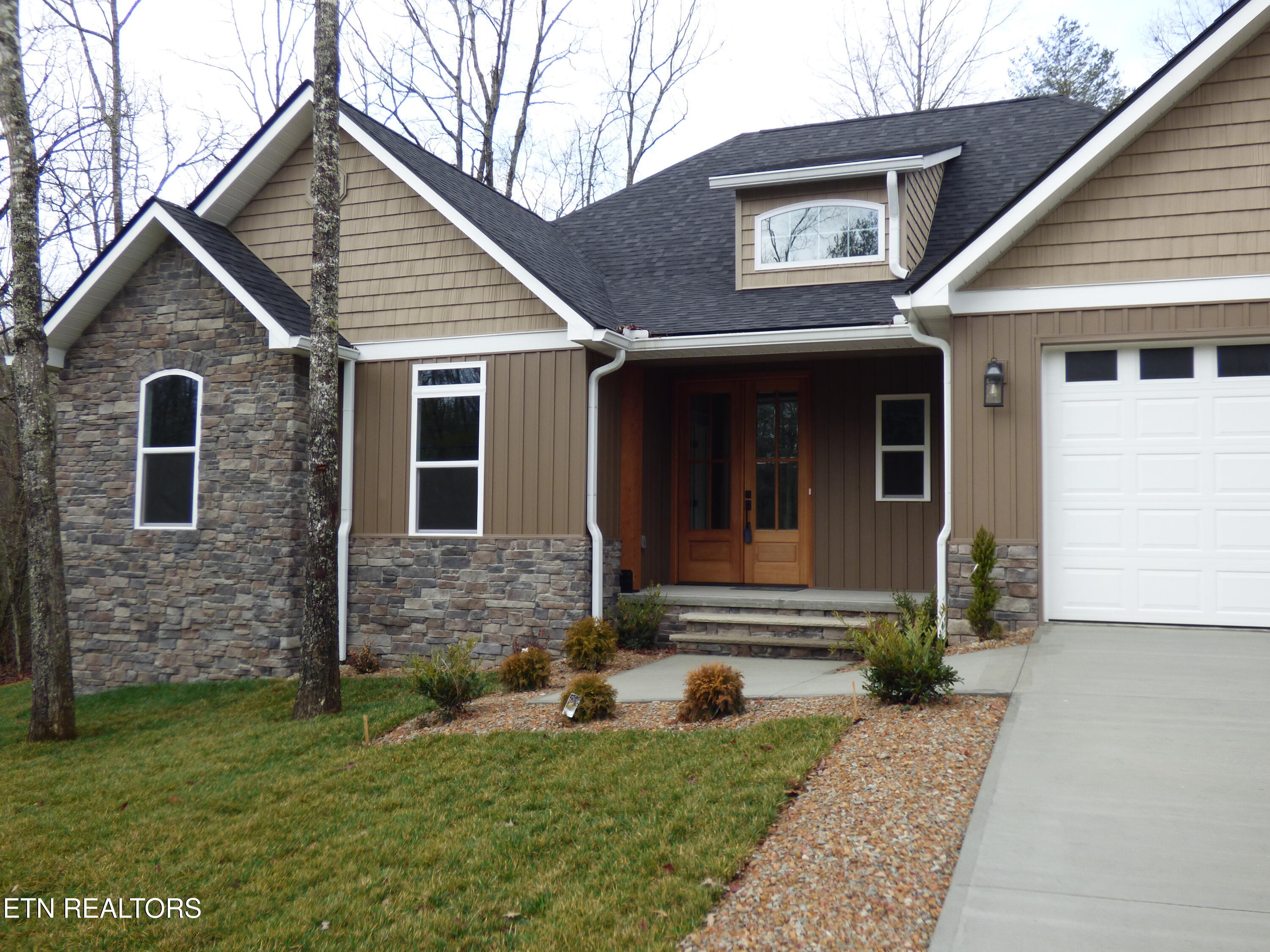 144 Hawes Circle Crossville TN 38558