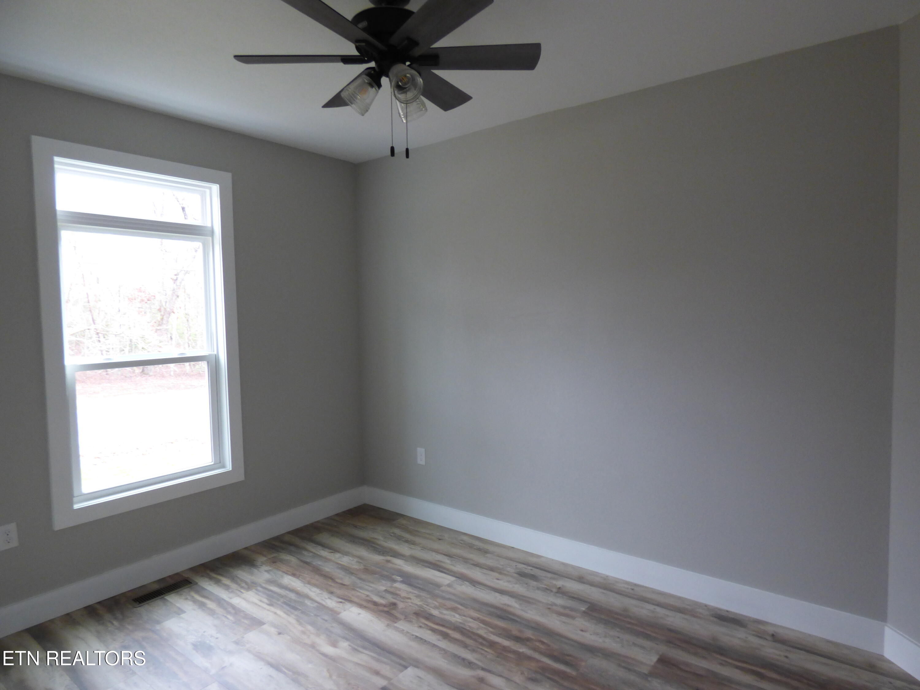 144 Hawes Circle Crossville TN 38558